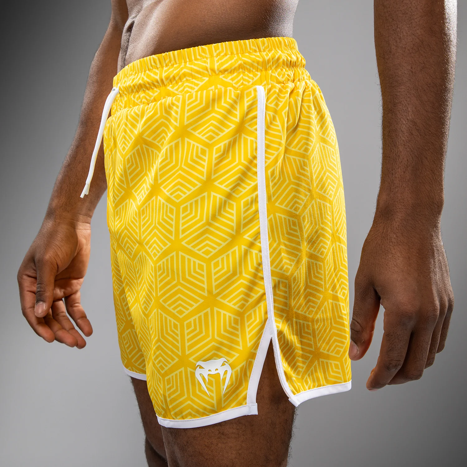 Venum Octane Pantalones Cortos - Amarillo Vibrante - Image 5
