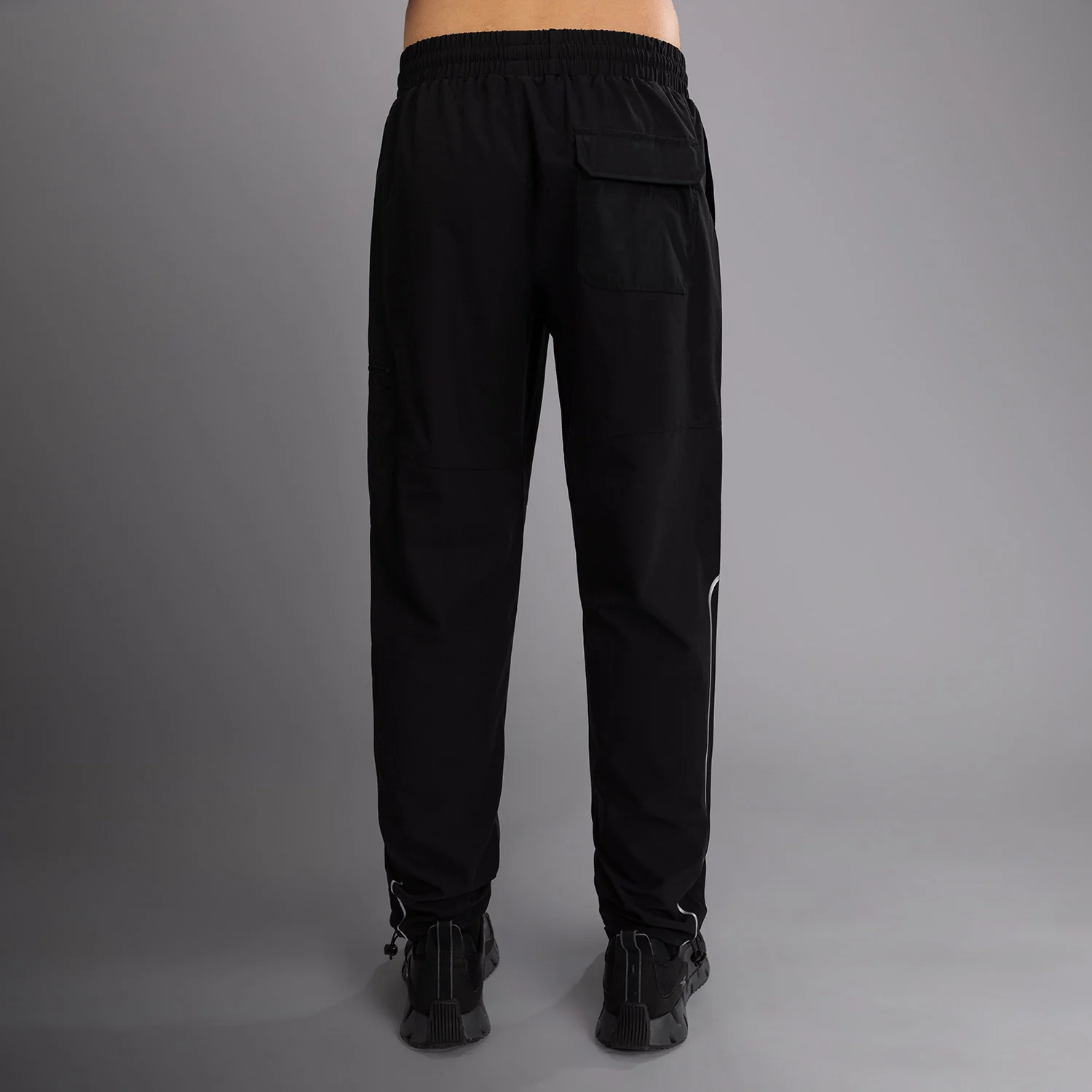 Venum Paddock Joggers - Negro - Image 2