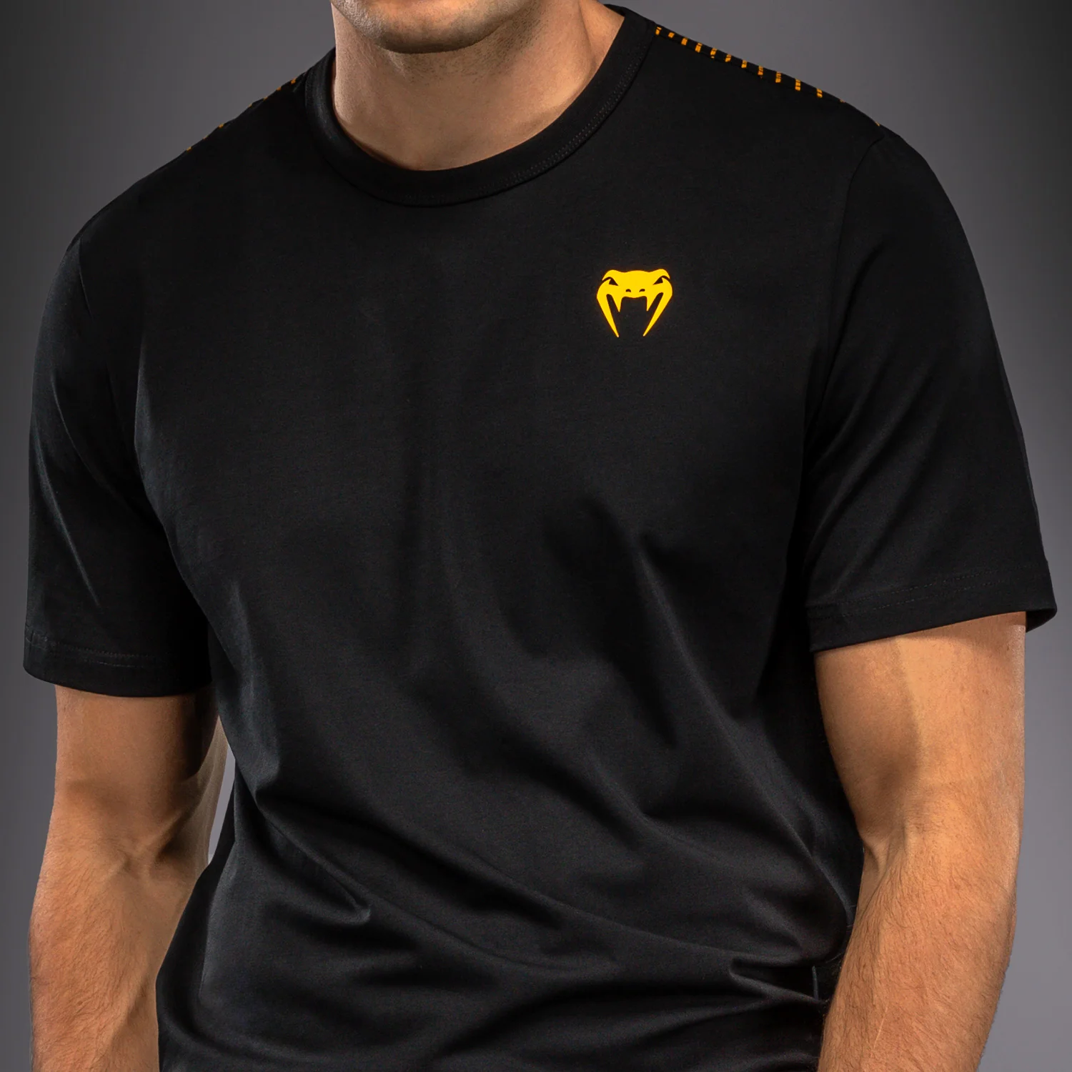 Venum Quetzal Fury Camiseta - Negro/Rojo Fury/Mandarina - Image 3