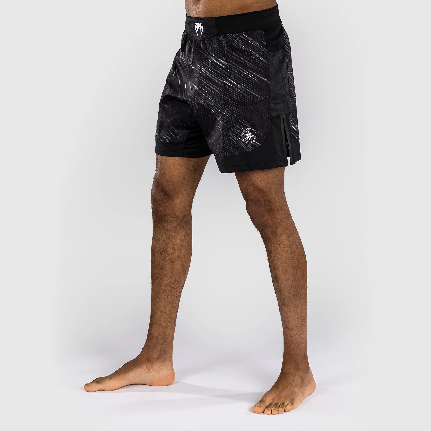 Venum Rapid Pantalones Cortos de Lucha - Negro/Gris Tormenta - Image 3