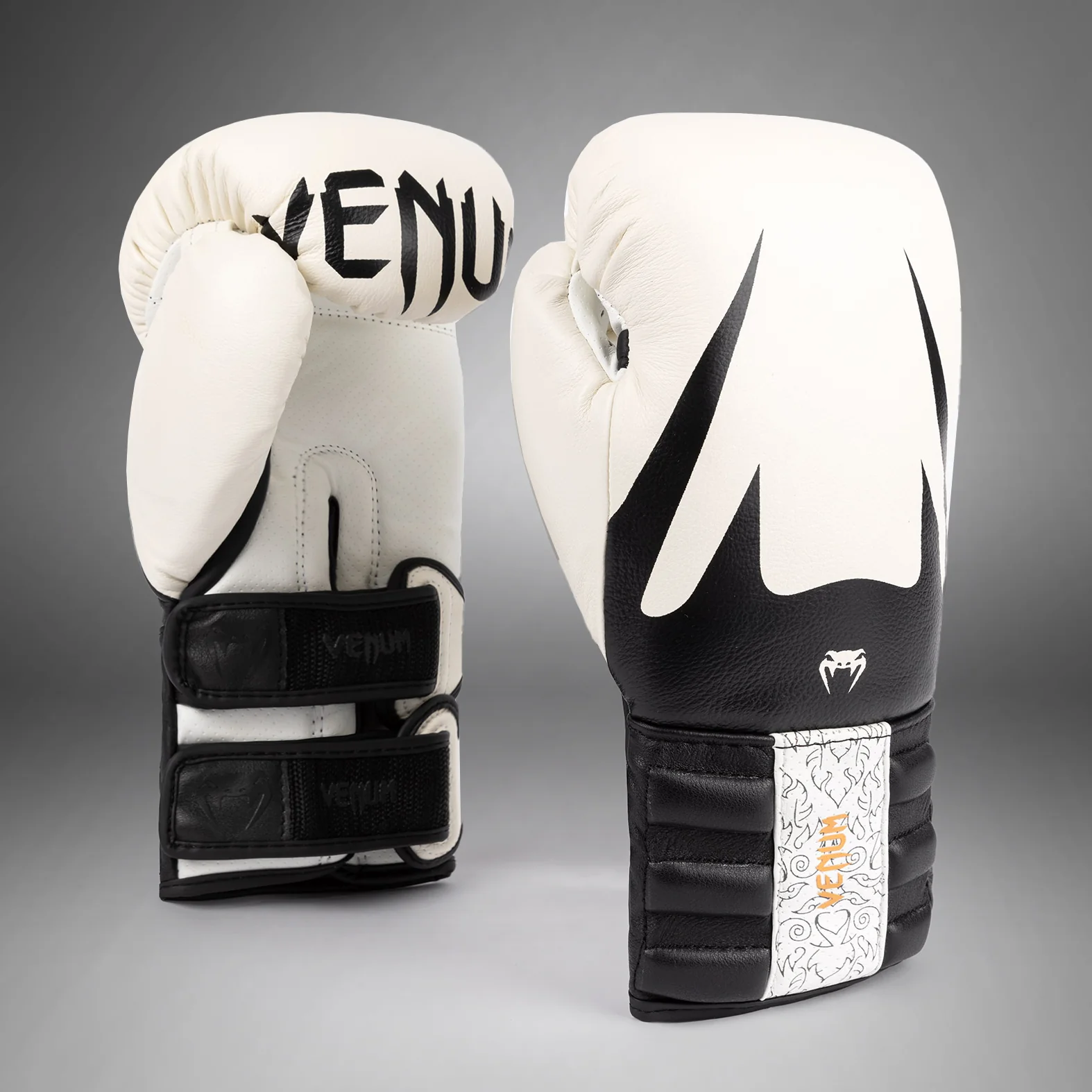 Venum Reverso Guantes de Boxeo - Blanco Nieve/Negro - Image 3
