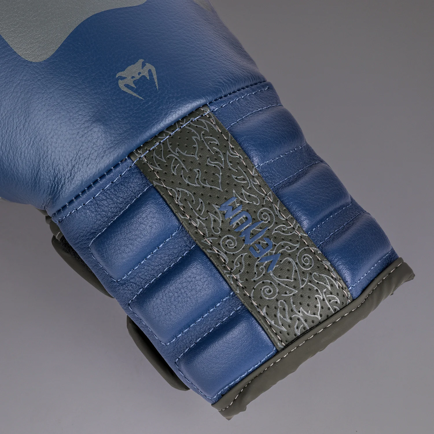 Venum Reverso Guantes de boxeo - Gris Tormenta/Azul Real - Image 3