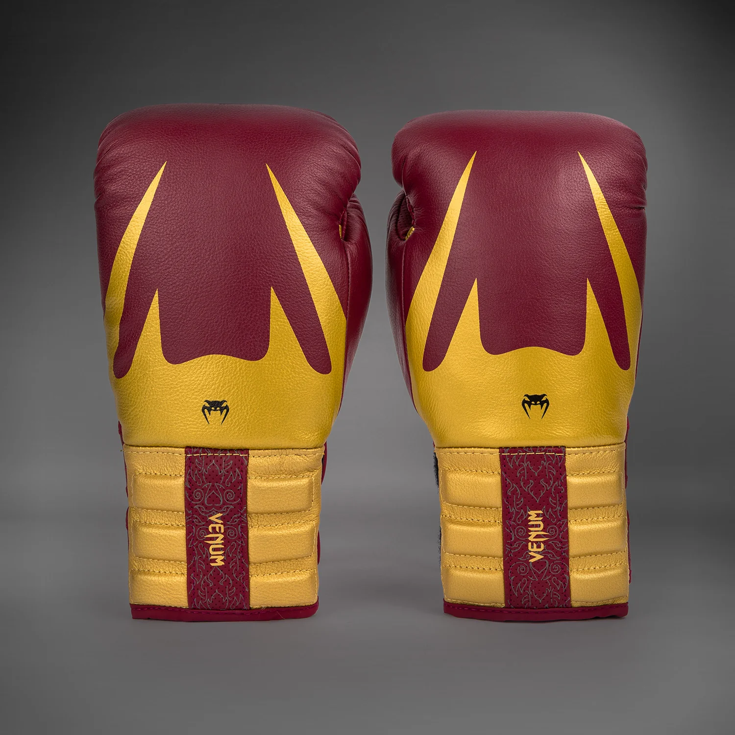 Venum Reverso Guantes de Boxeo - Rojo Cereza/Dorado - Image 4