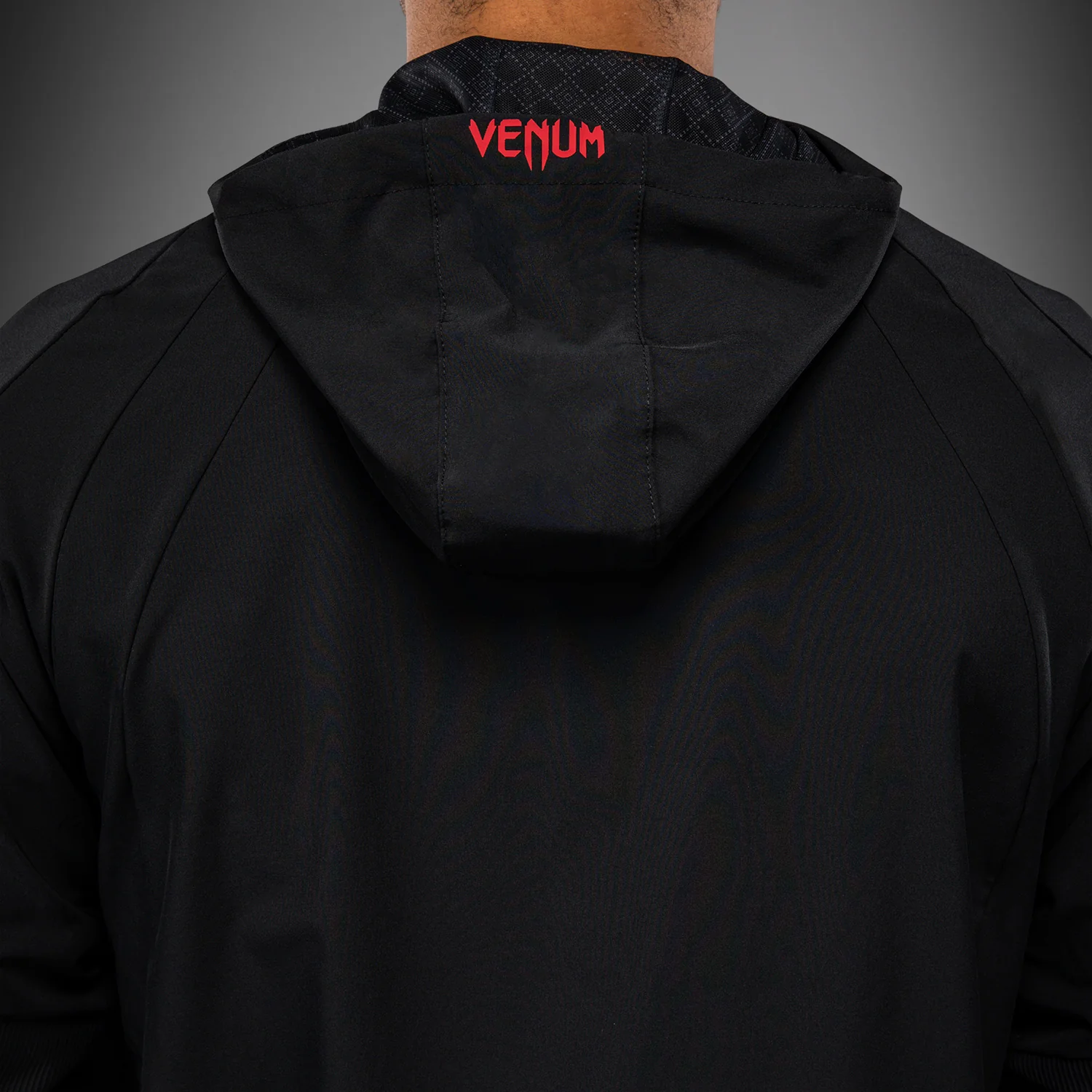Venum Roger Gracie Signature Chaqueta de Chándal - Negro/Rojo - Image 9