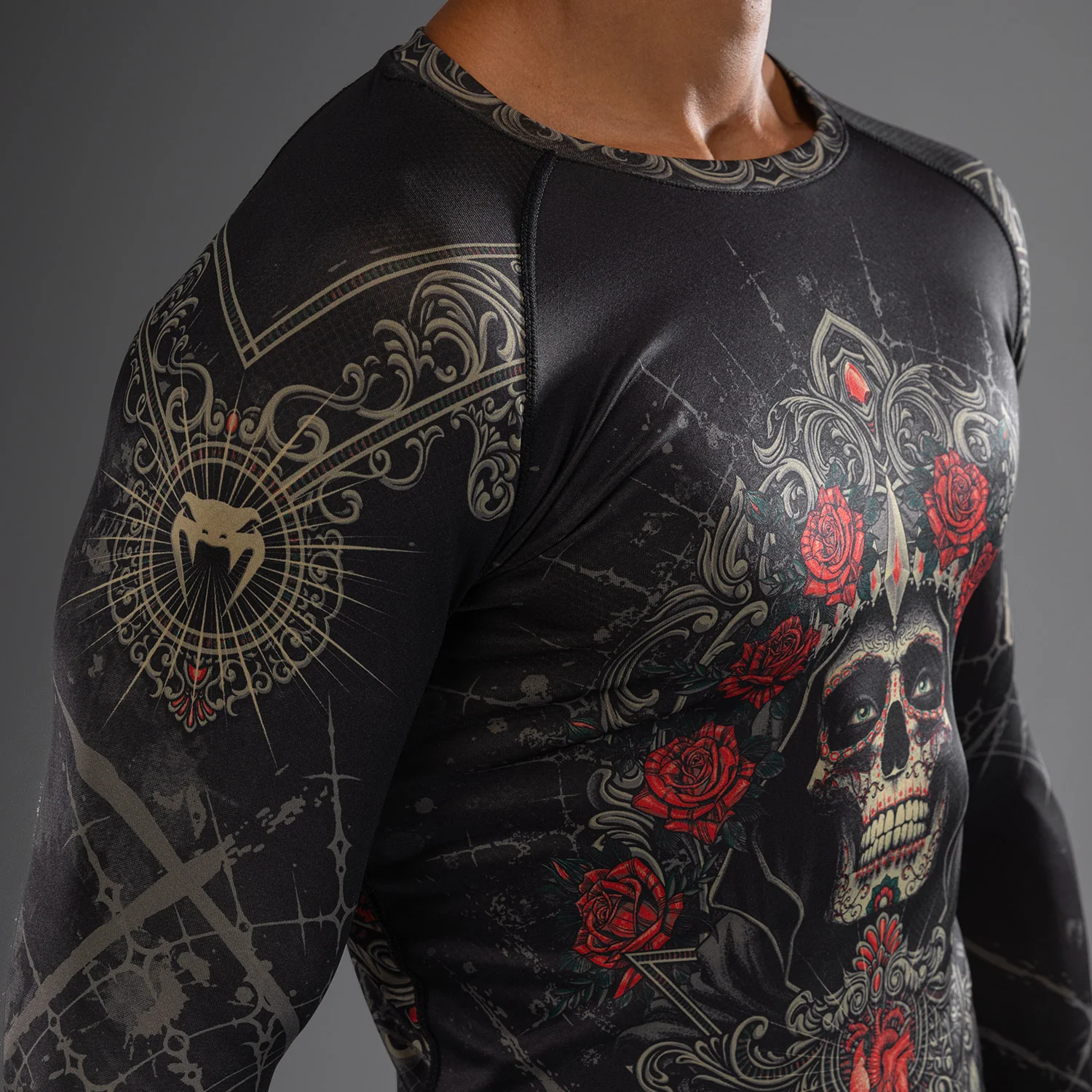 Venum Santa Muerte 5.0 Rashguard de Manga Larga para Hombre - Negro Profundo/Oro - Image 7