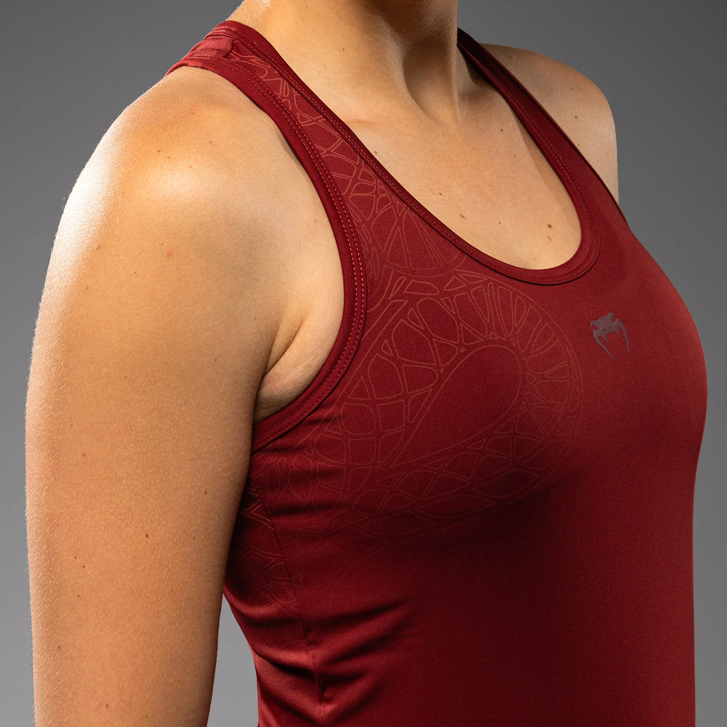 Venum Serpenti Camiseta de Tirantes Mujer – Burdeos/Marfil - Image 5