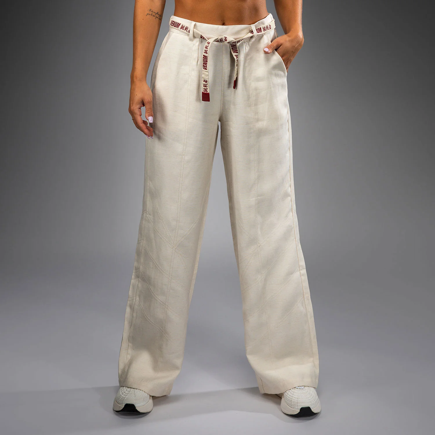 Venum Serpenti Pantalones Mujer – Marfil/Burdeos - Image 4
