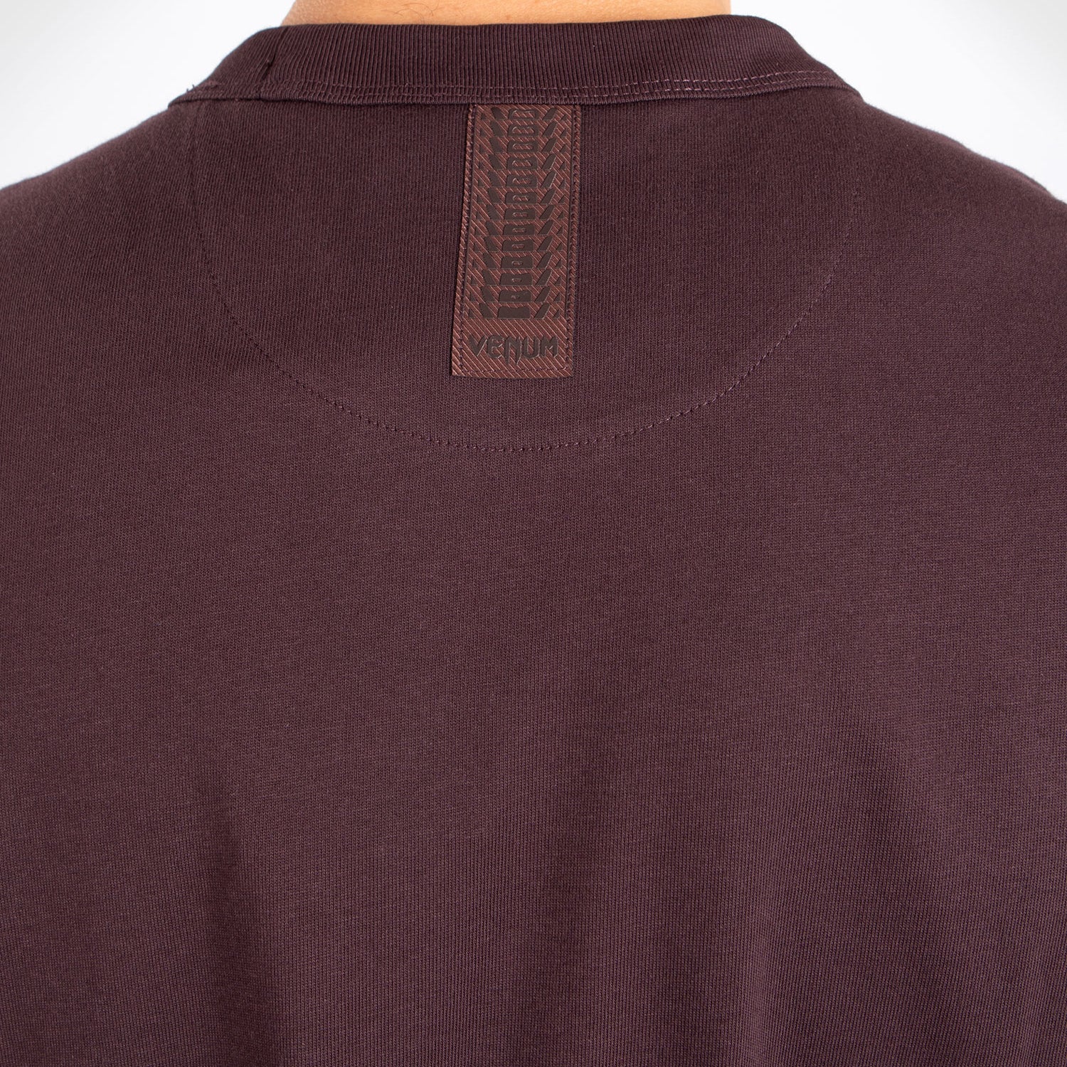 Venum Silent Power Camiseta - Marrón Oscuro - Image 6