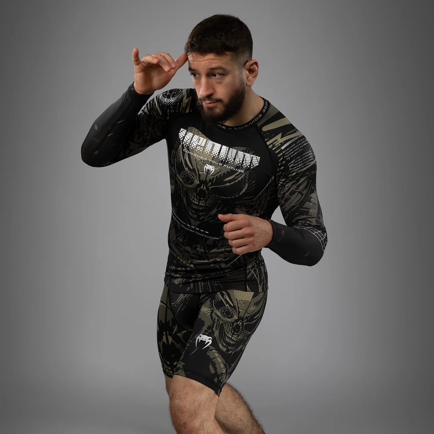 Venum Invader Camiseta de Manga Larga Rashguard - Negro/Sand - Image 4