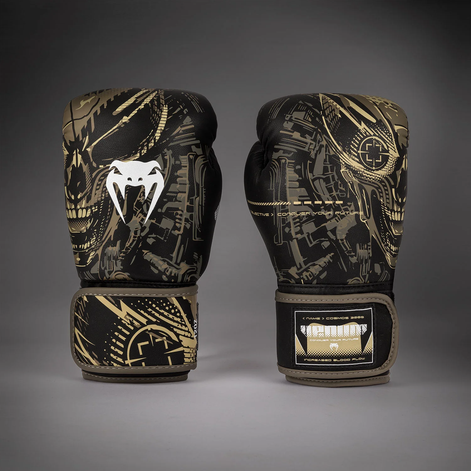Venum Invader Guantes de Boxeo - Negro/Sand - Image 2