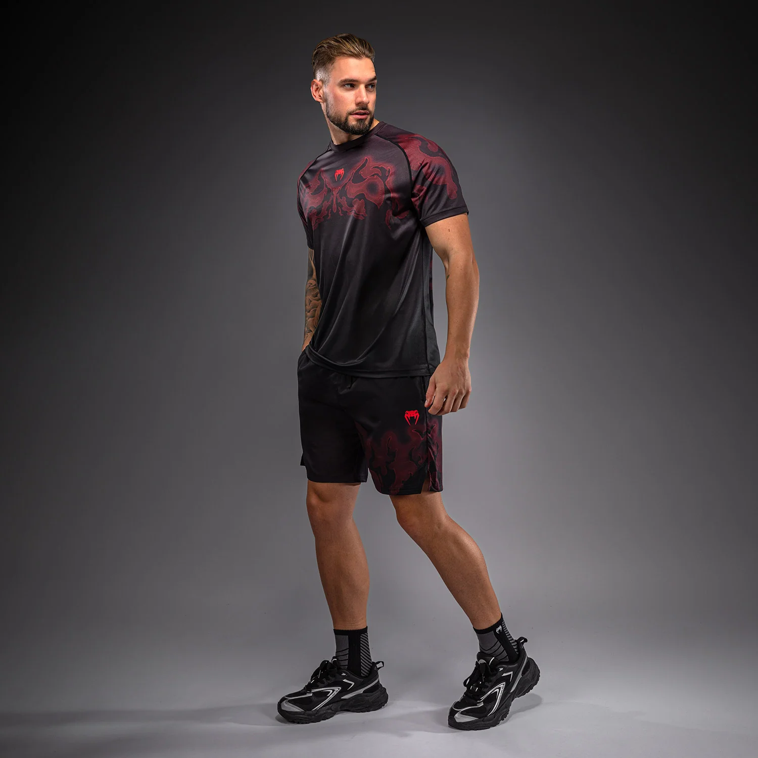 Venum Spectre Camiseta Dry Tech – Negro/Rojo - Image 3