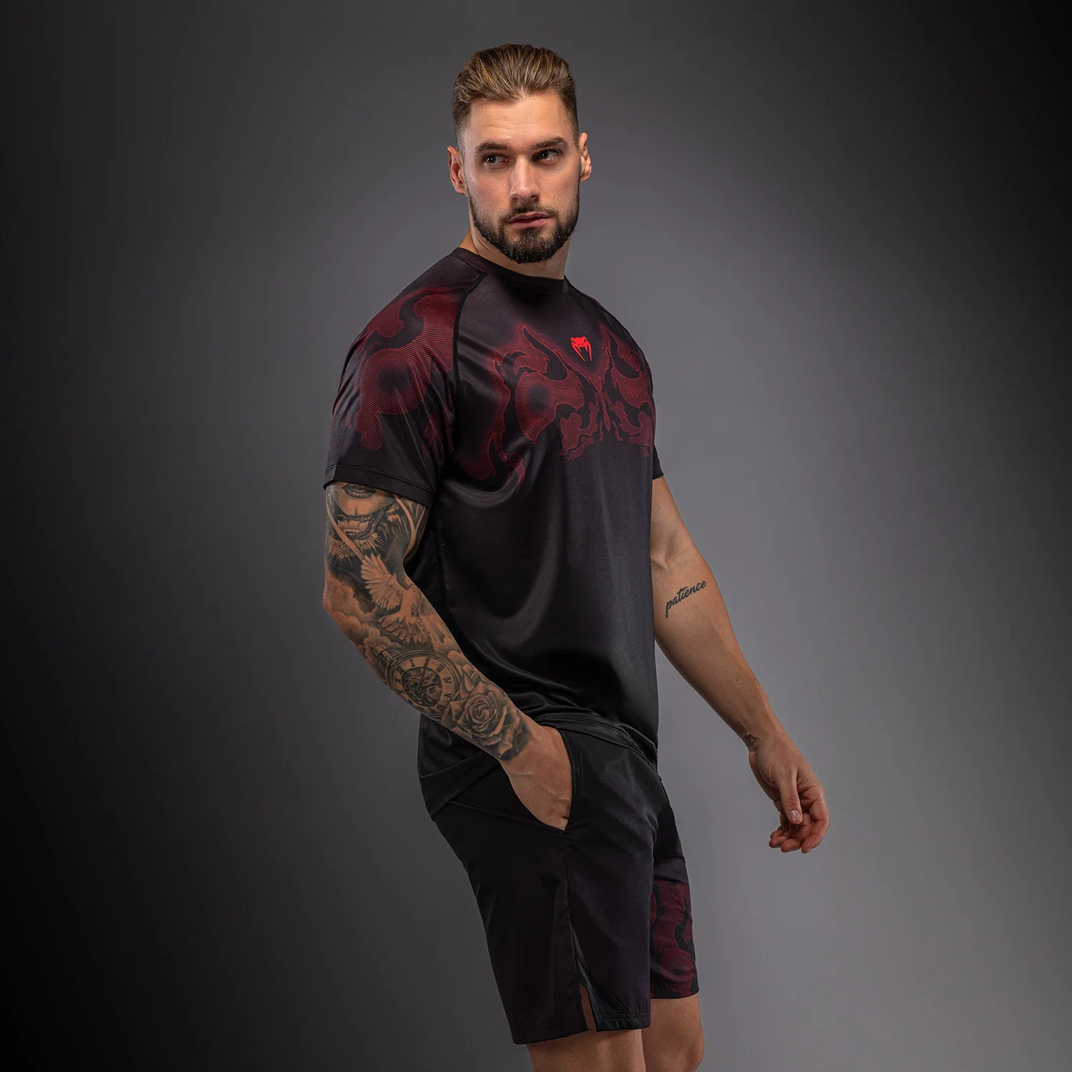 Venum Spectre Camiseta Dry Tech – Negro/Rojo - Image 4