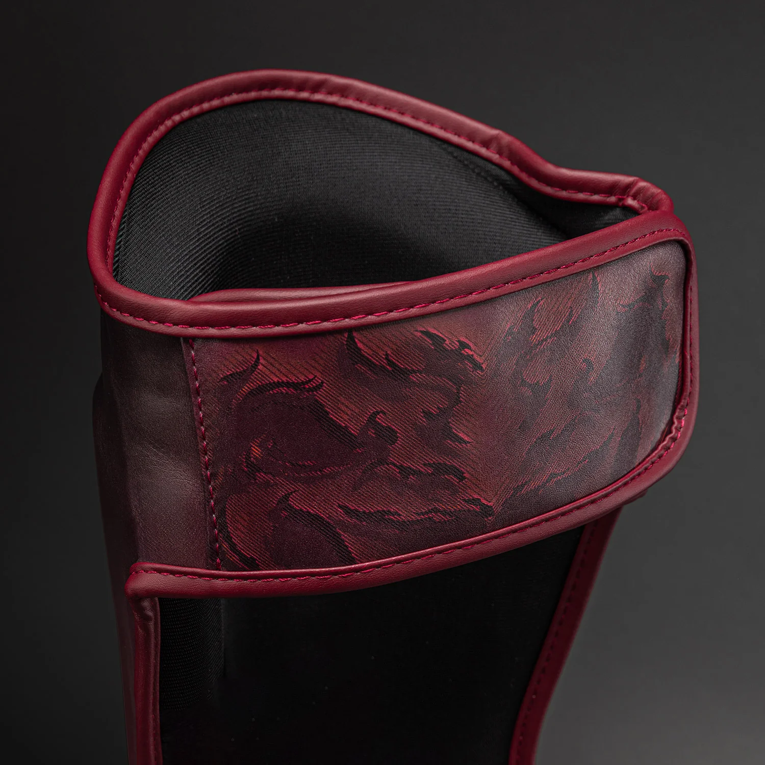 Venum Spectre Espinilleras – Negro/Rojo - Image 3