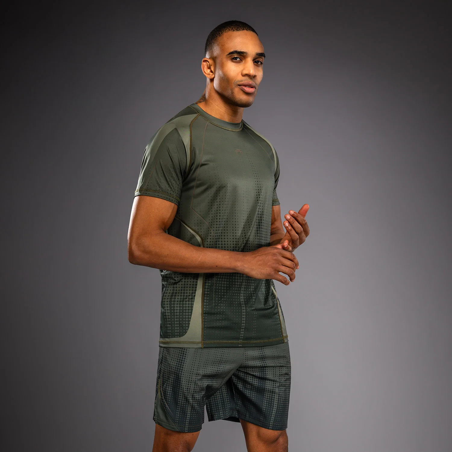 Venum Stealth Dry Tech Camiseta Dry Tech – Caqui/Verde Oscuro - Image 3