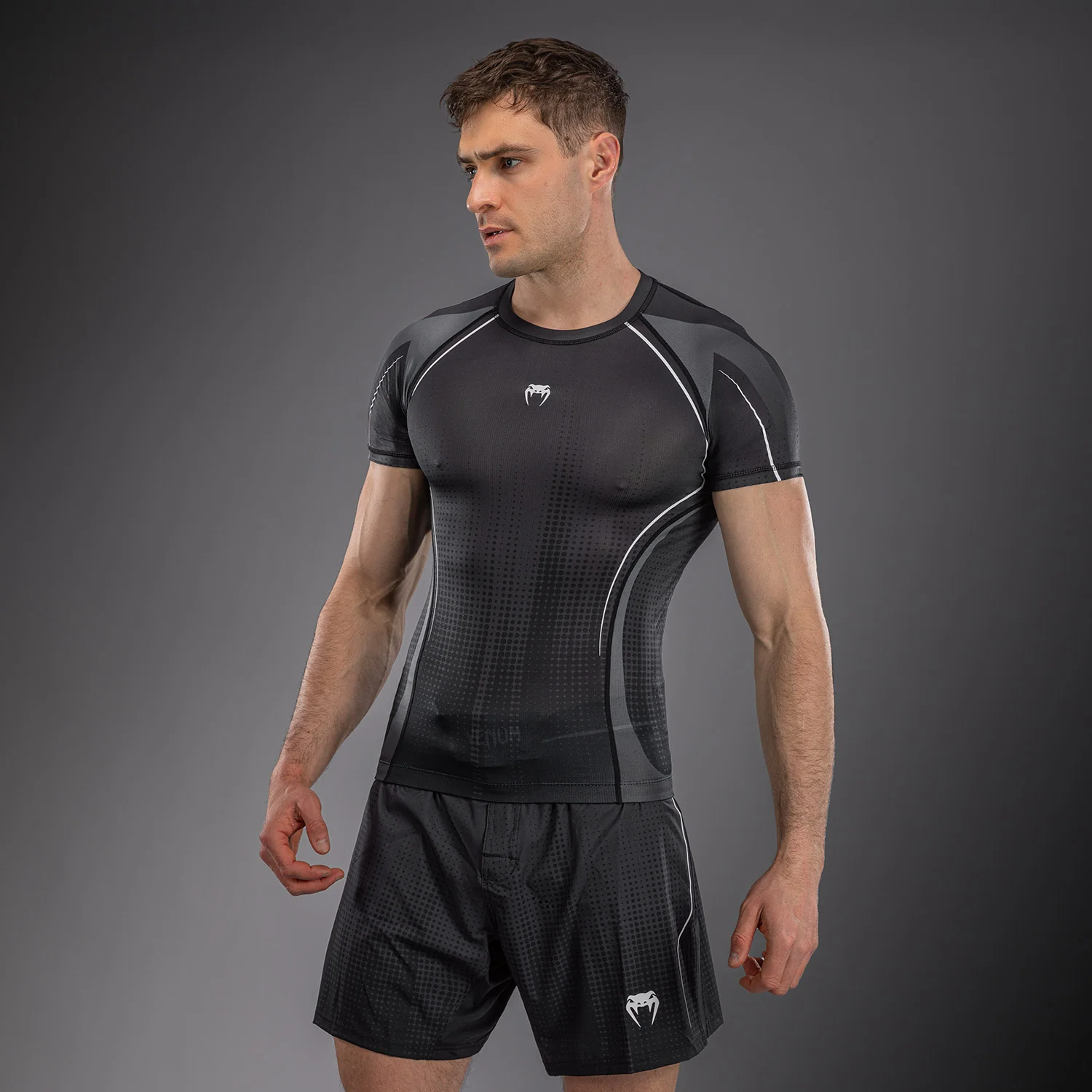 Venum Stealth Rashguard Manga Corta – Negro/Blanco - Image 3