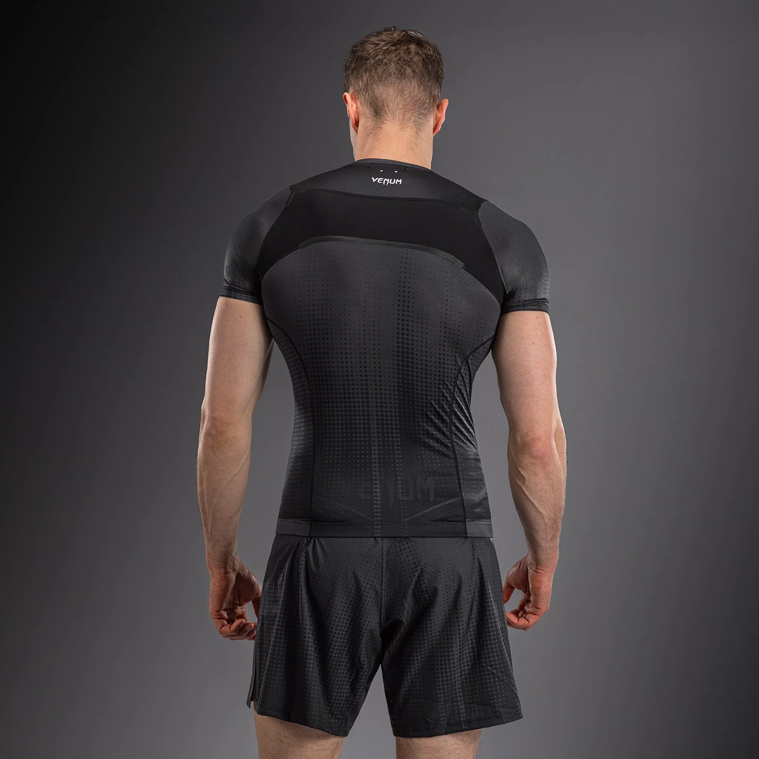 Venum Stealth Rashguard Manga Corta – Negro/Blanco - Image 4