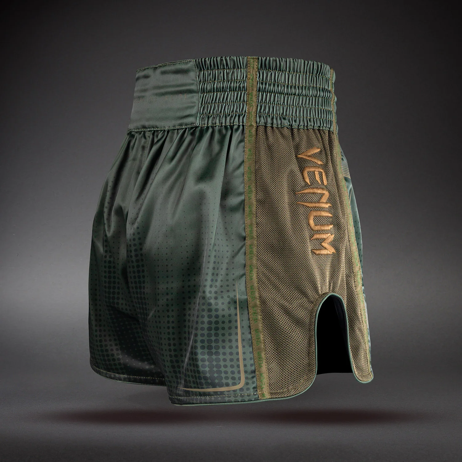 Venum Stealth Short de Muay Thai – Caqui/Verde Oscuro - Image 4