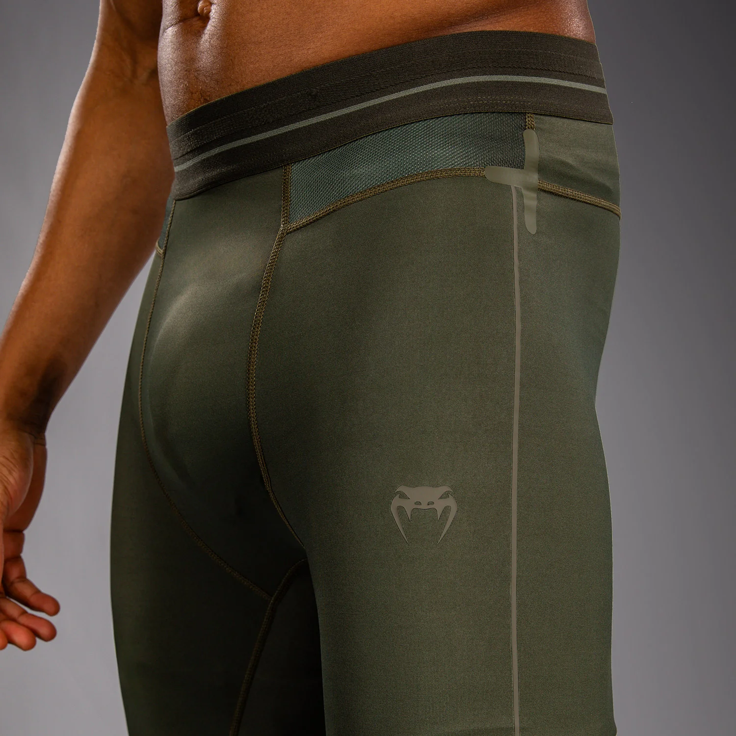 Venum Stealth Spats – Caqui/Verde Oscuro - Image 5