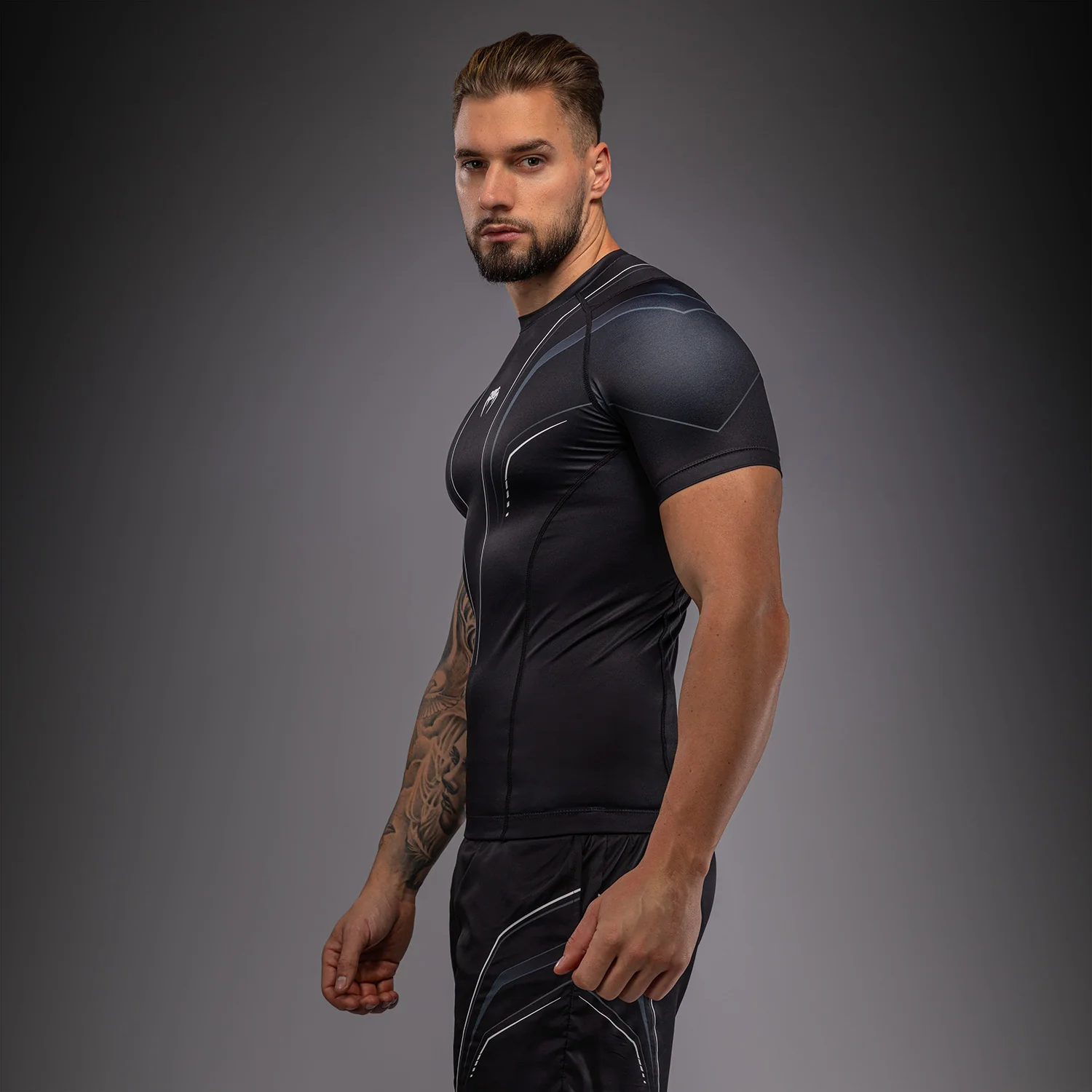 Venum Streamline Rashguard Manga Corta – Negro/Blanco - Image 4