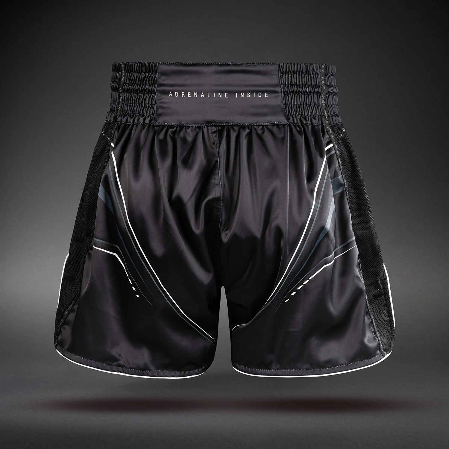 Venum Streamline Short de Muay Thai – Negro/Blanco - Image 3