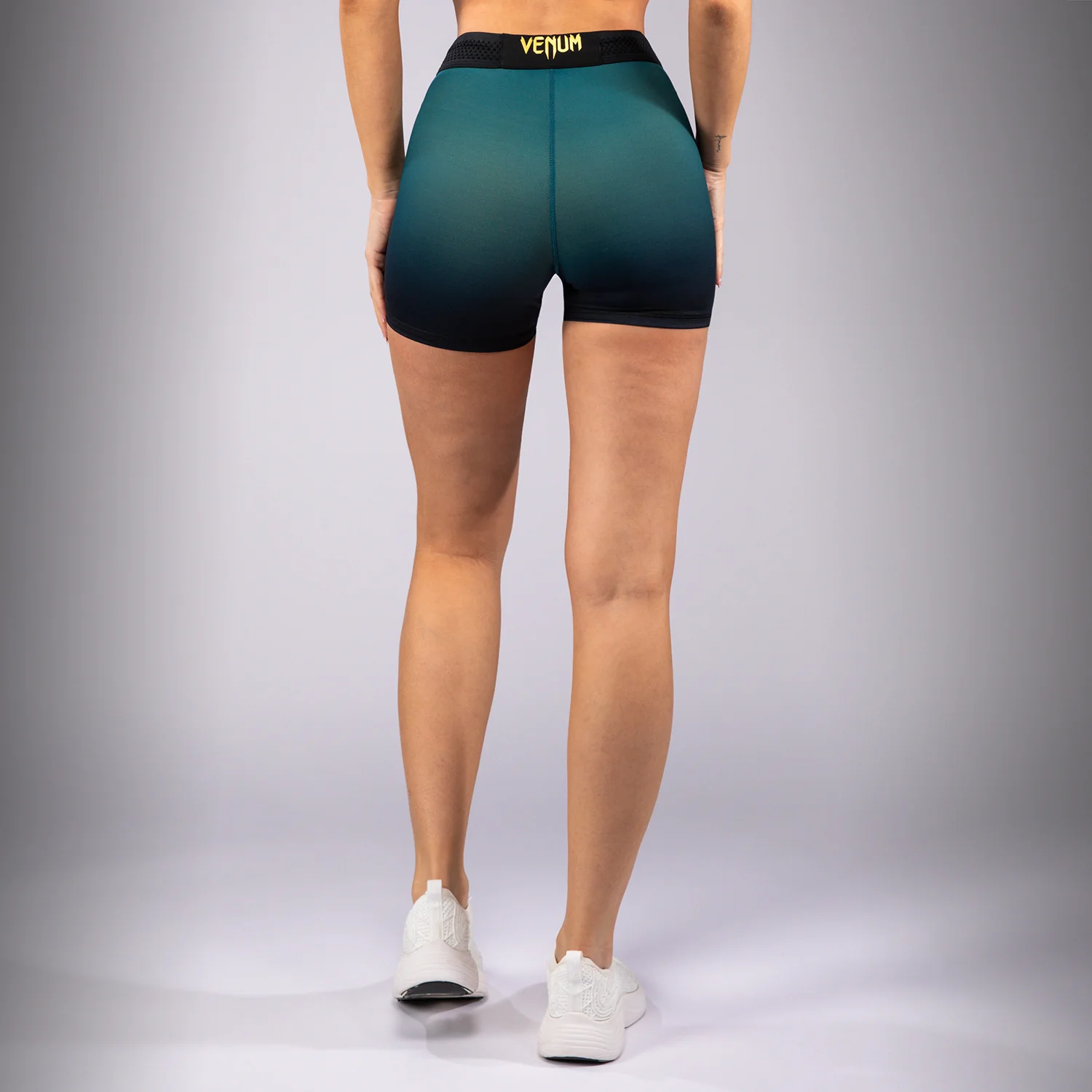 Venum Tactical XT Short Vale Tudo Mujer - Negro/Verde Bosque - Image 3