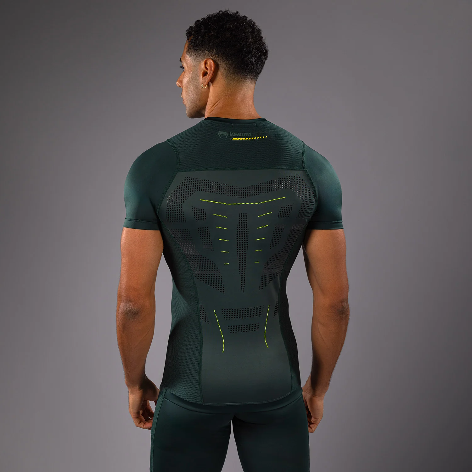 Venum Technical 3.0 Camiseta de Manga Corta Rashguard - Verde Bosque - Image 4
