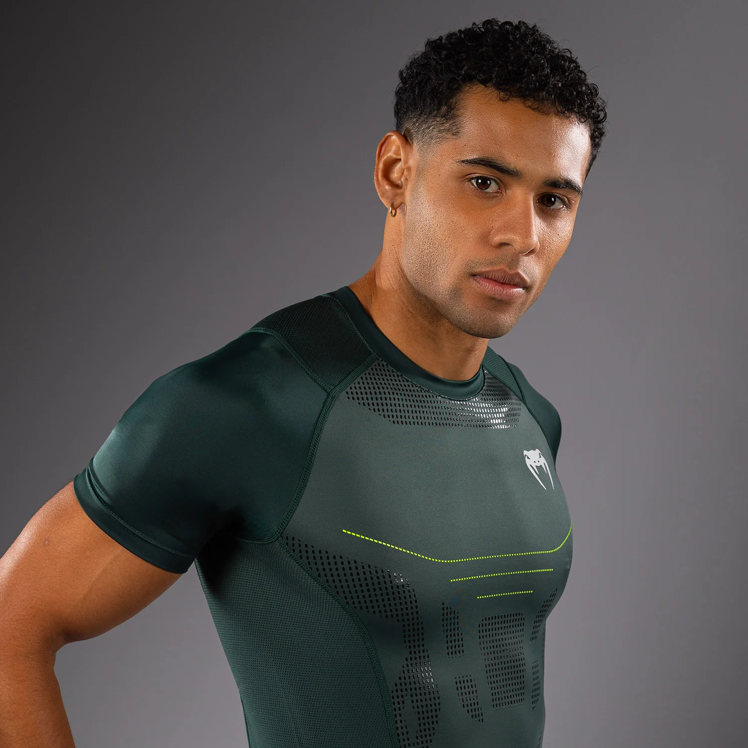 Venum Technical 3.0 Camiseta de Manga Corta Rashguard - Verde Bosque - Image 6