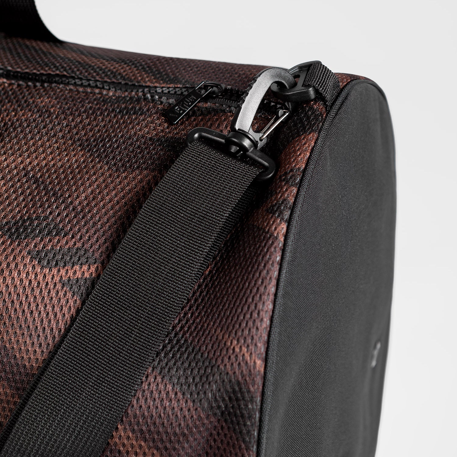 Venum Tecmo 2.0 Bolsa de Deporte – Marrón Chocolate - Image 7