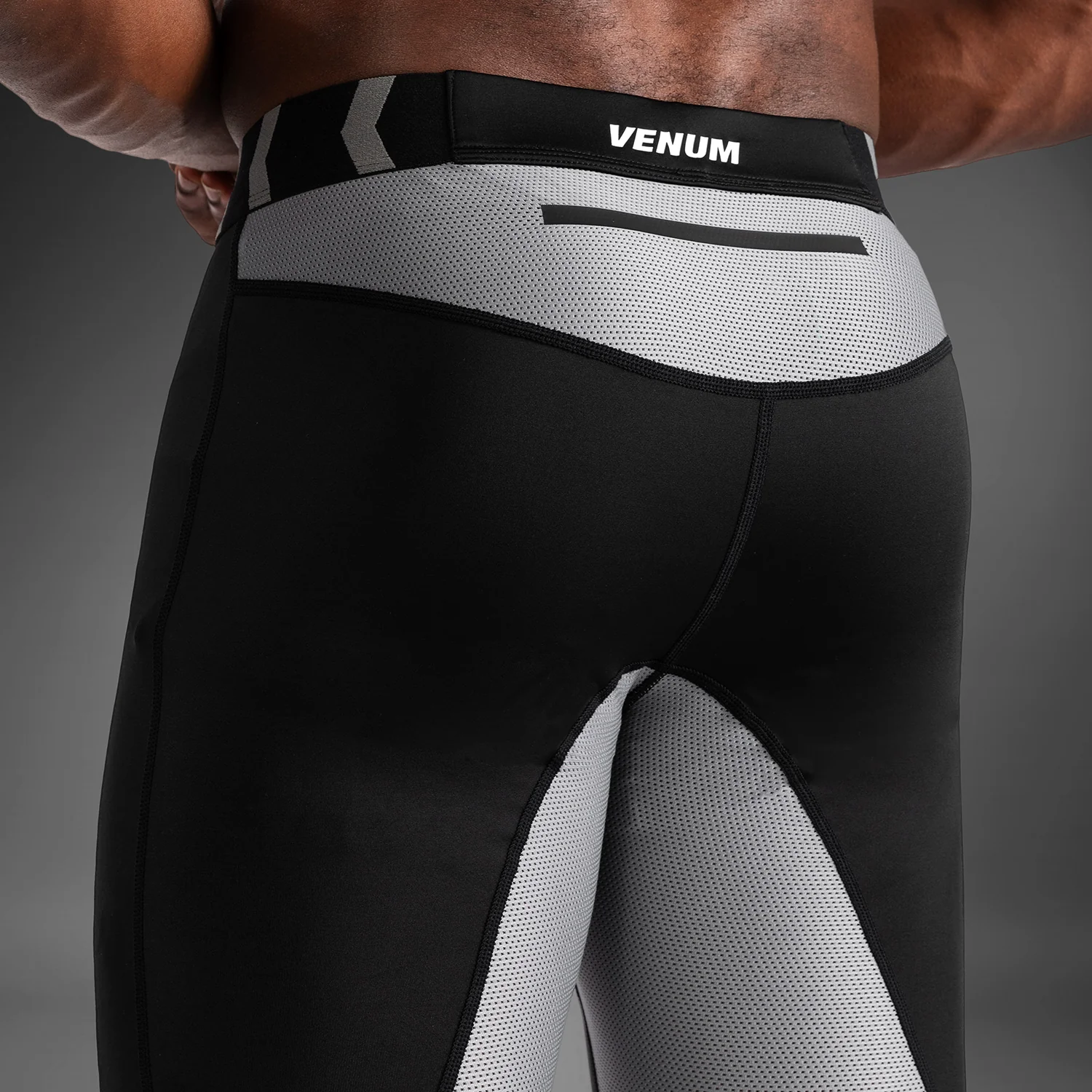 Venum Tempest Mallas para Hombre - Negro/Gris - Image 5