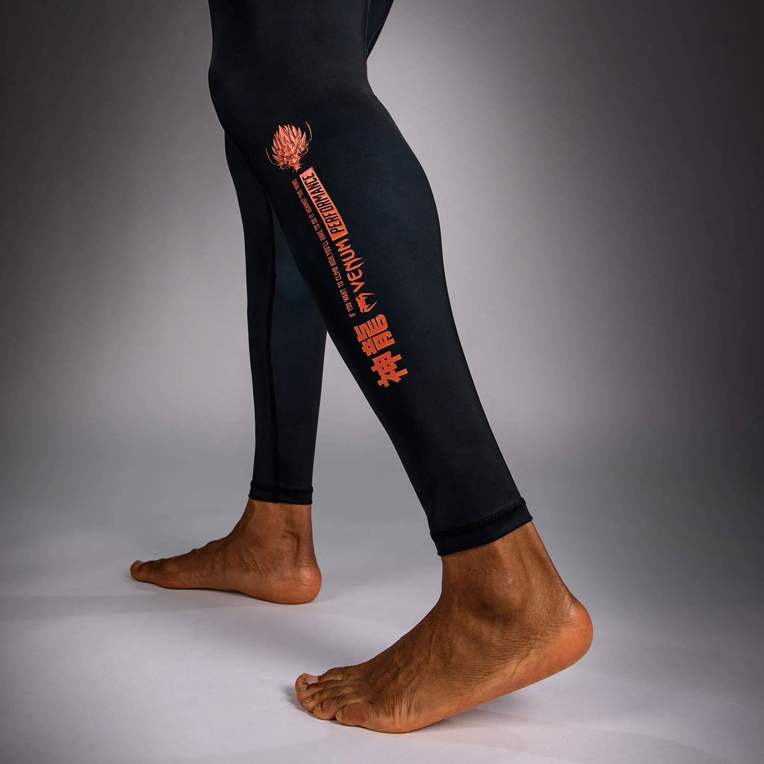Venum Thunder Dragon Spats – Negro/Gris/Cobre - Image 7