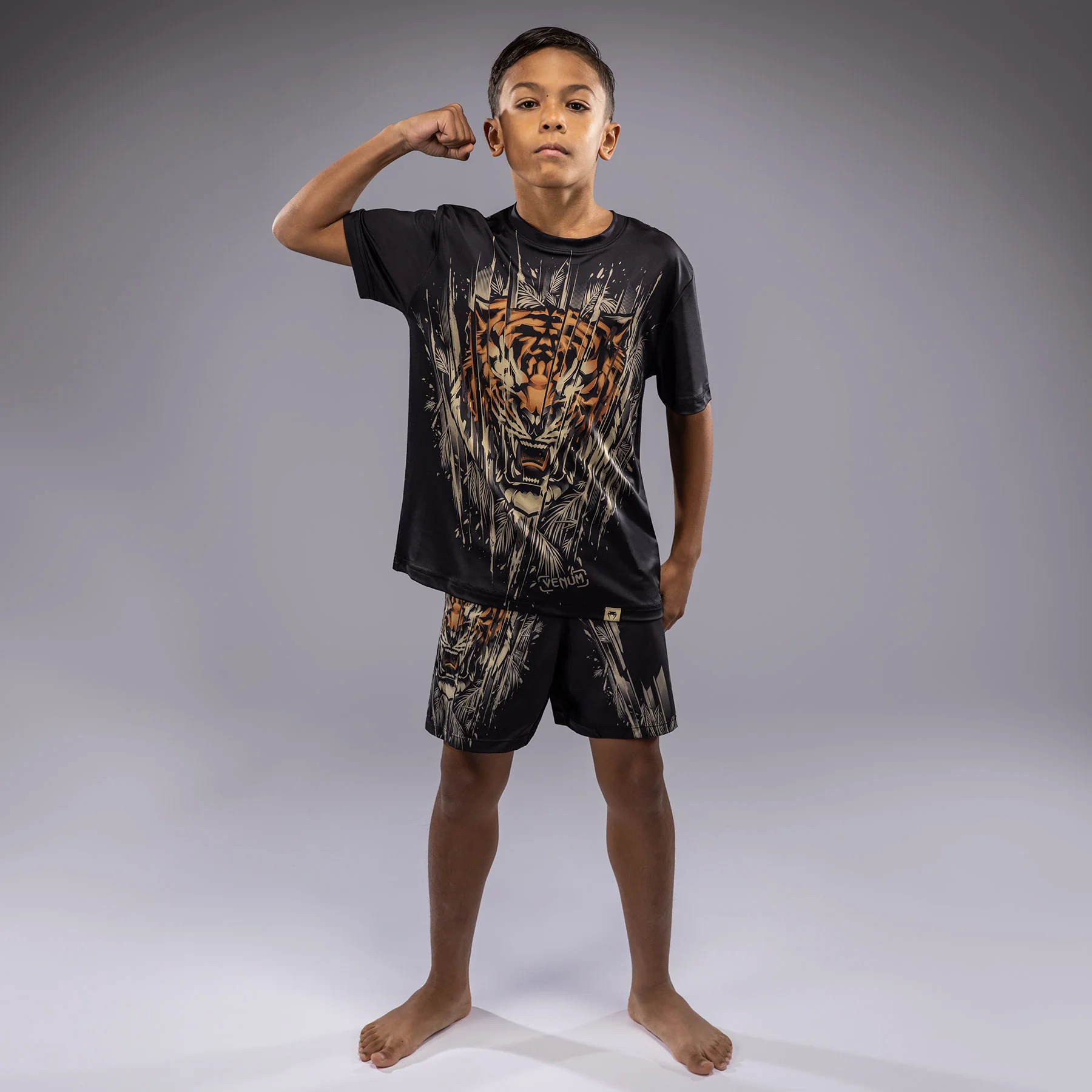 Venum Tiger Camiseta Dry Tech para Niños - Negra/Naranja Neón - Image 4