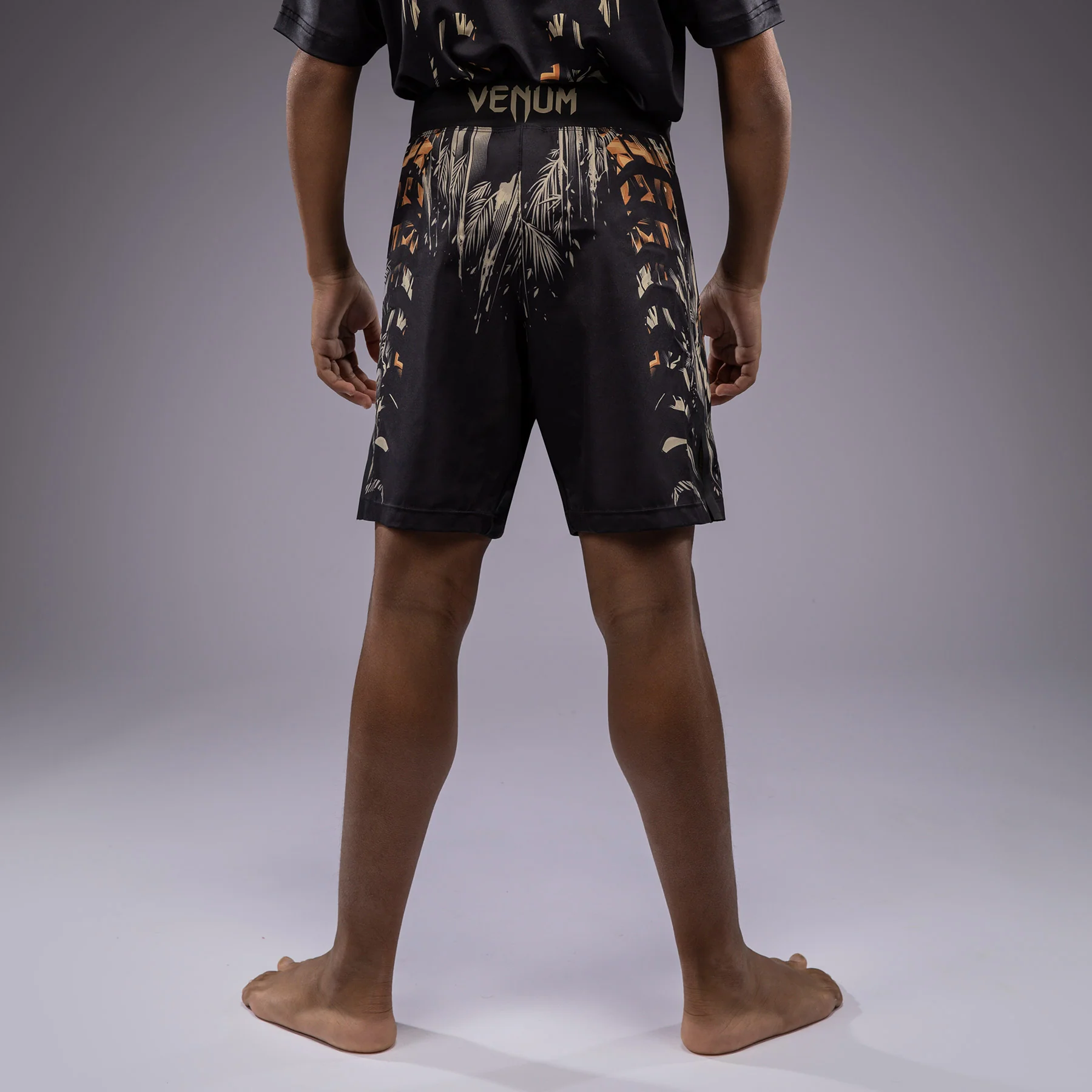 Venum Tiger Pantalones Cortos de Lucha para Niños - Negro/Naranja Neón - Image 3