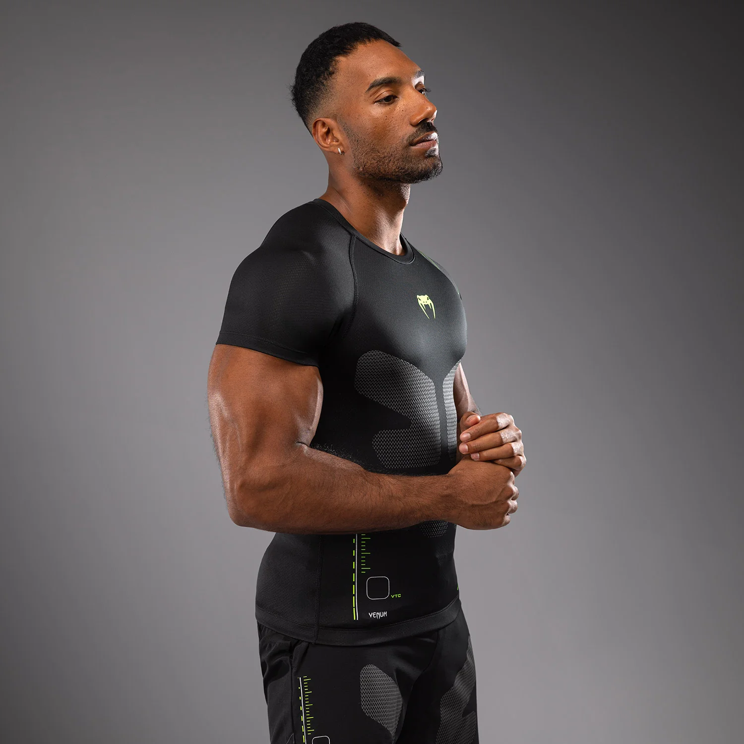 Venum Training Camp 4.0 Lycra de manga corta - Negro/Verde neón - Image 4