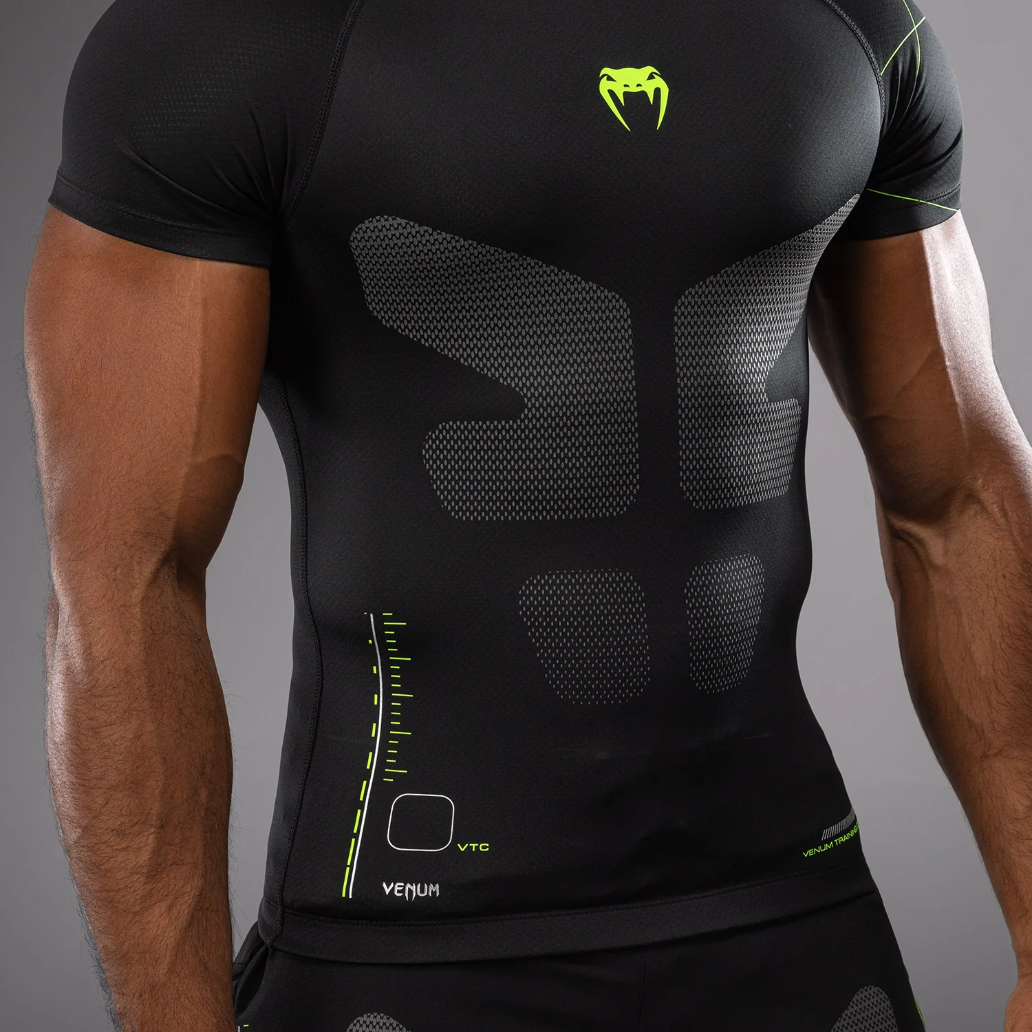 Venum Training Camp 4.0 Lycra de manga corta - Negro/Verde neón - Image 5