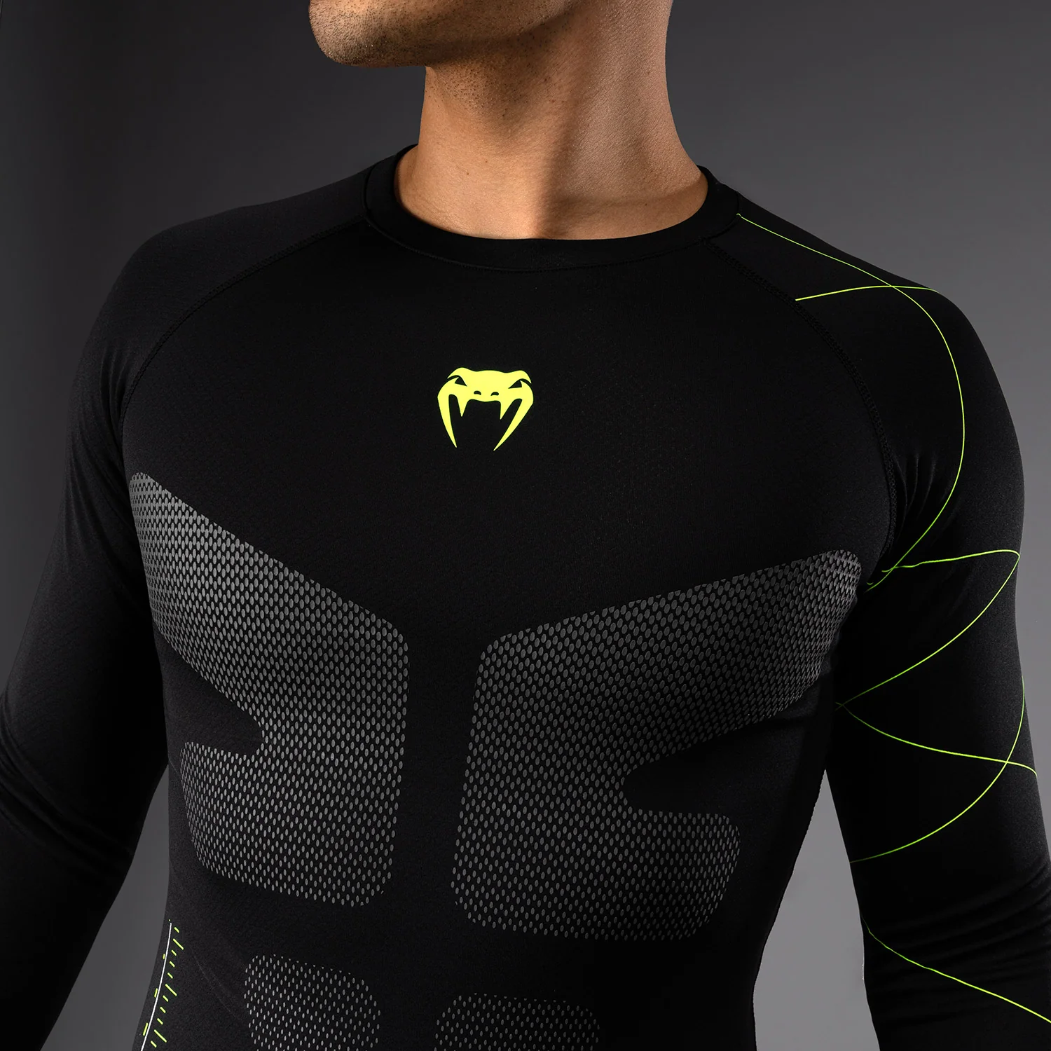 Venum Training Camp 4.0 Lycra de manga larga - Negro/Verde neón - Image 6