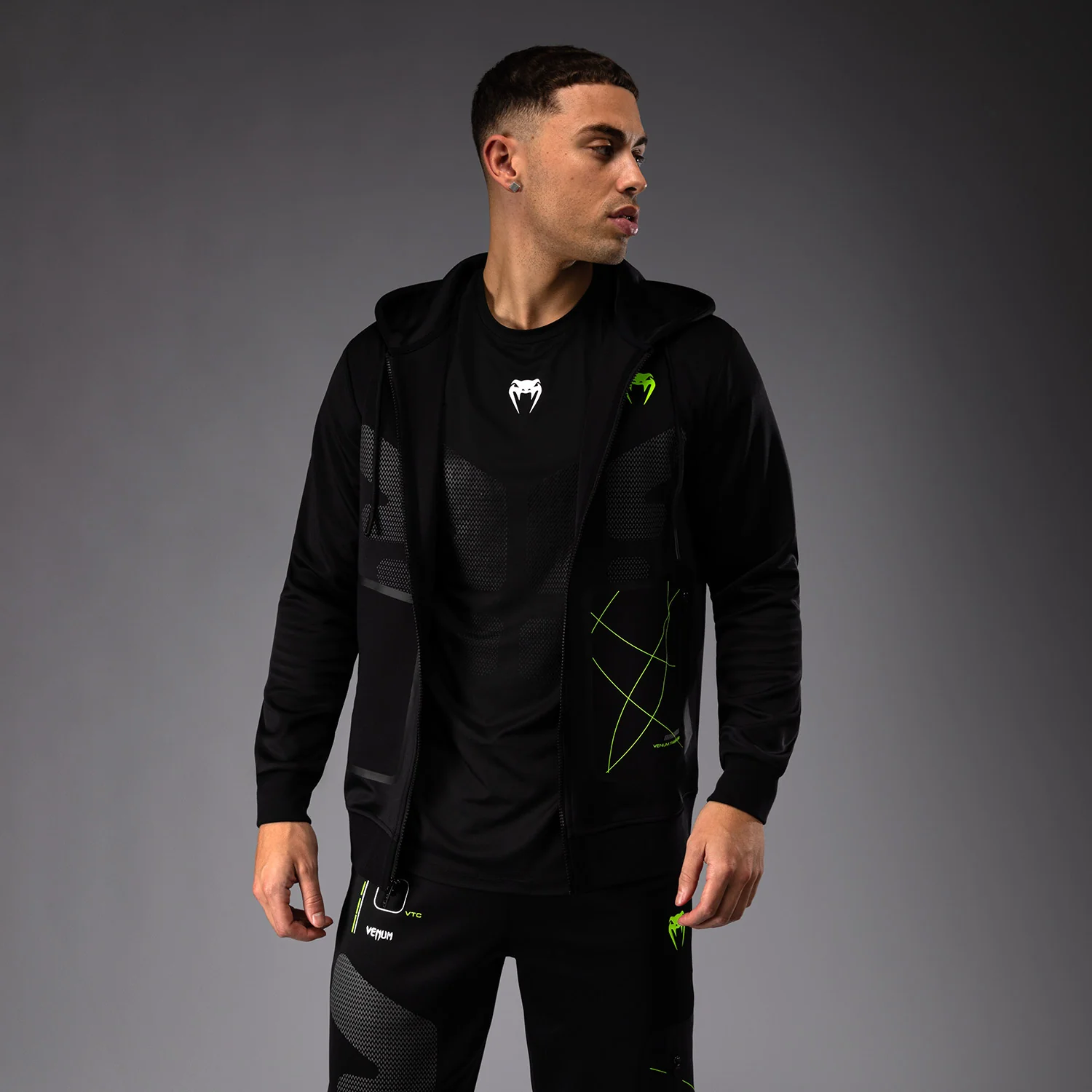 Venum Training Camp 4.0 Sudadera con capucha y cremallera - Negro/Verde - Image 2