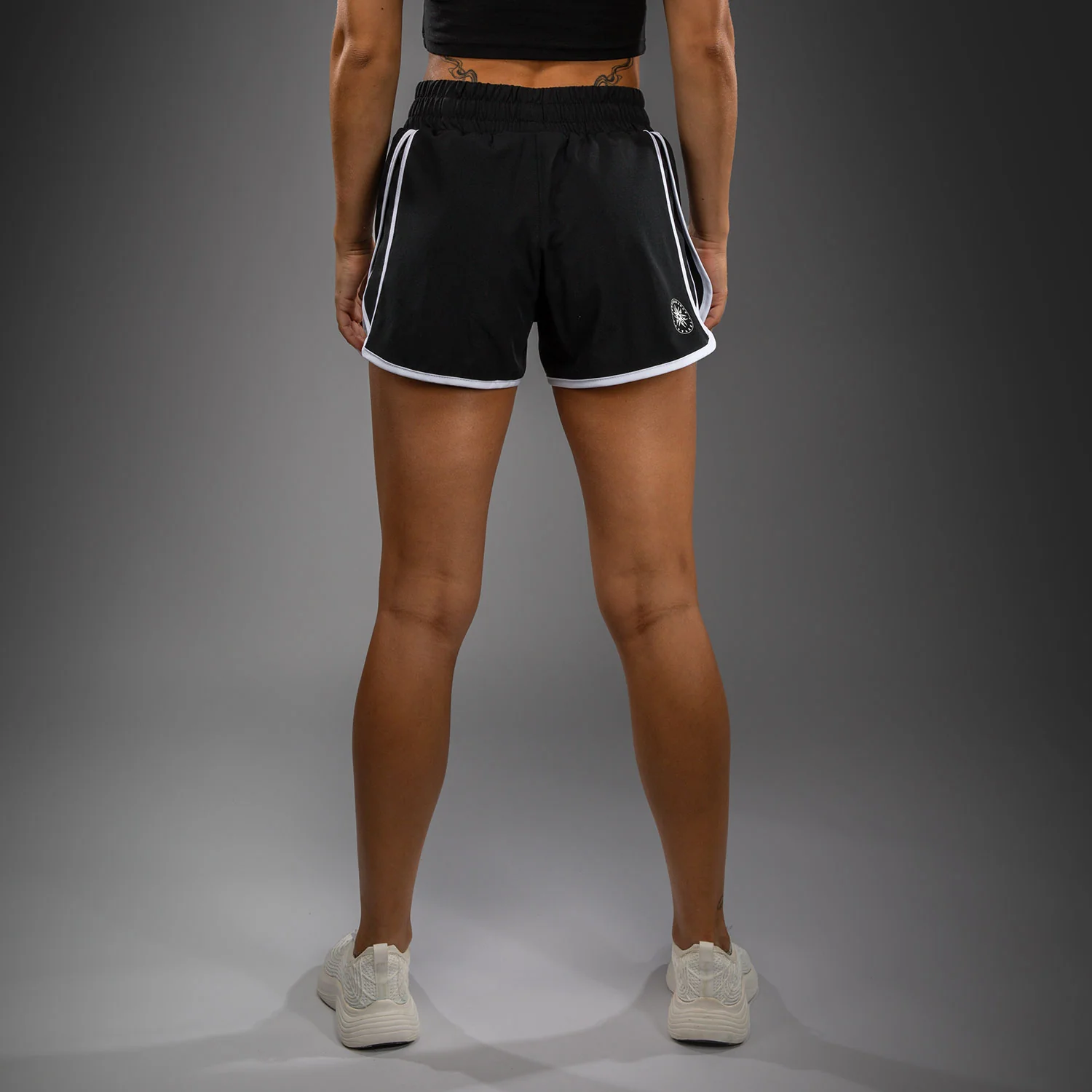 Venum Twilight Shorts de Entrenamiento para Mujer - Negro/Blanco - Image 3