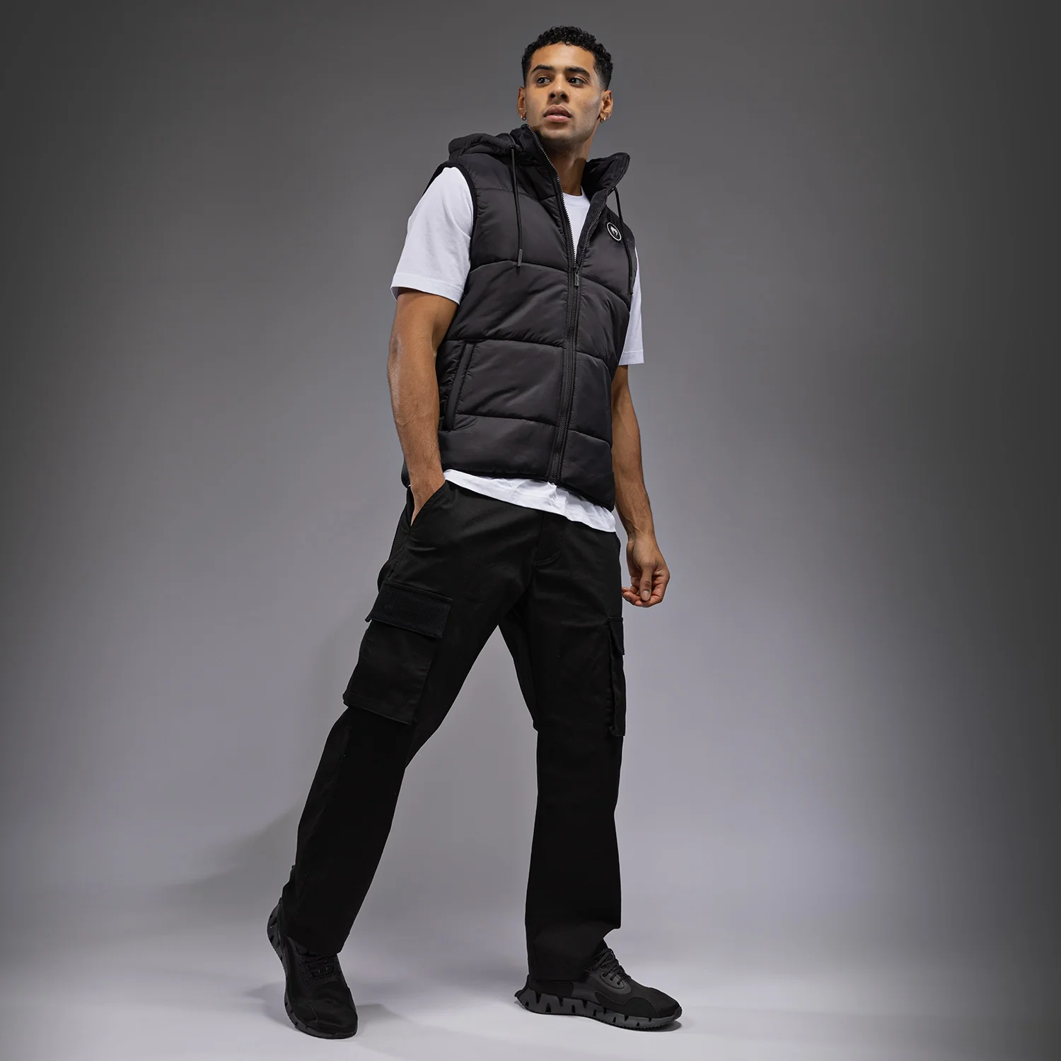 Venum Urban Guard Chaqueta de pluma - Negro - Image 3