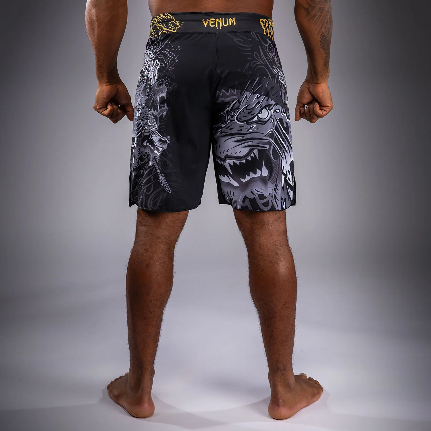 Venum Wolf Atak Short de Combate – Negro/Gris - Image 4
