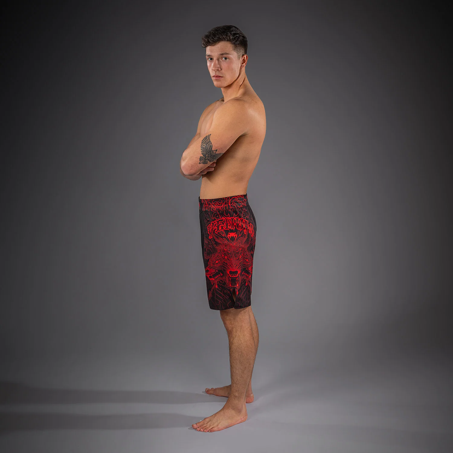 Venum Wolf Atak Short de Combate – Negro/Rojo - Image 5