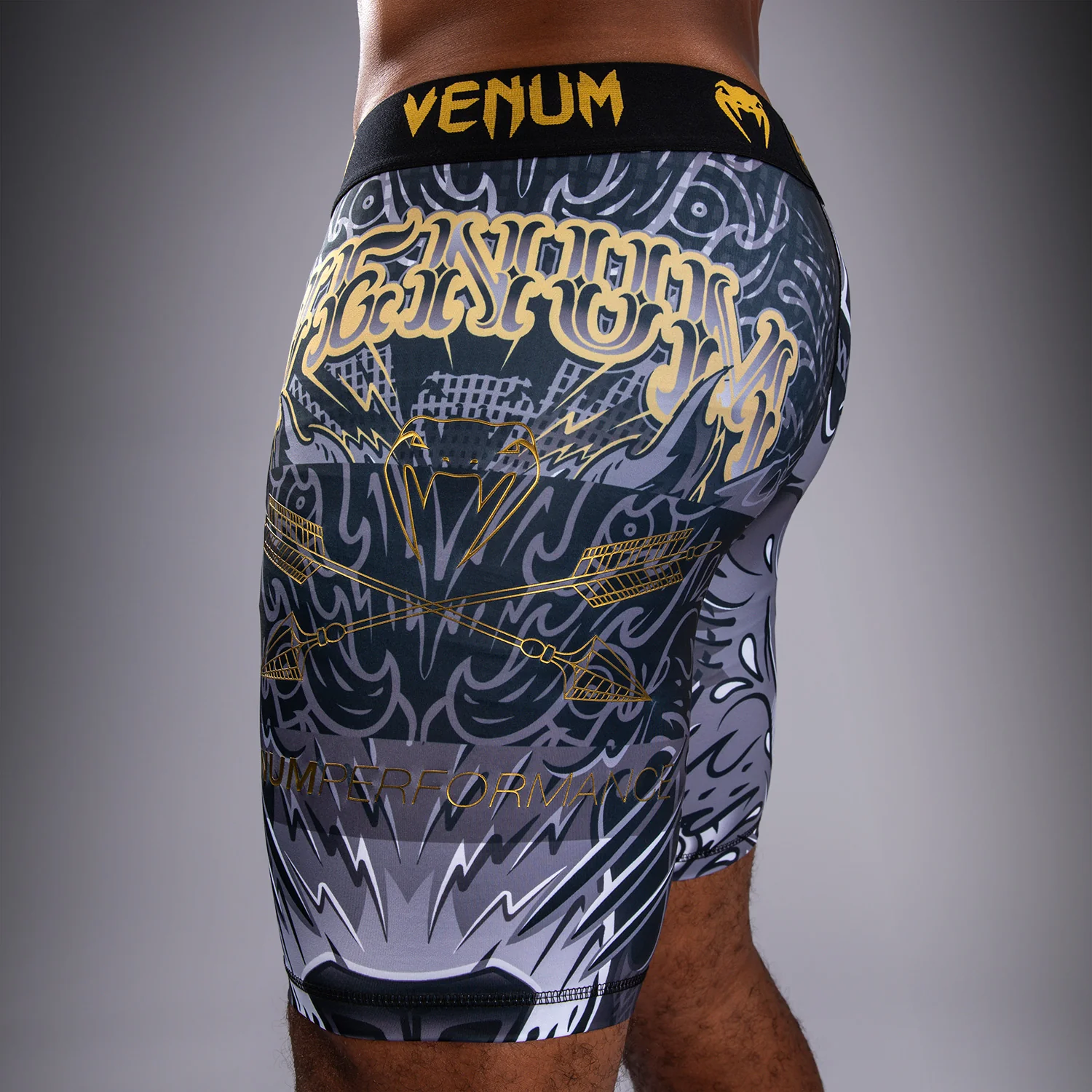 Venum Wolf Atak Short de Compresión – Negro/Gris - Image 6