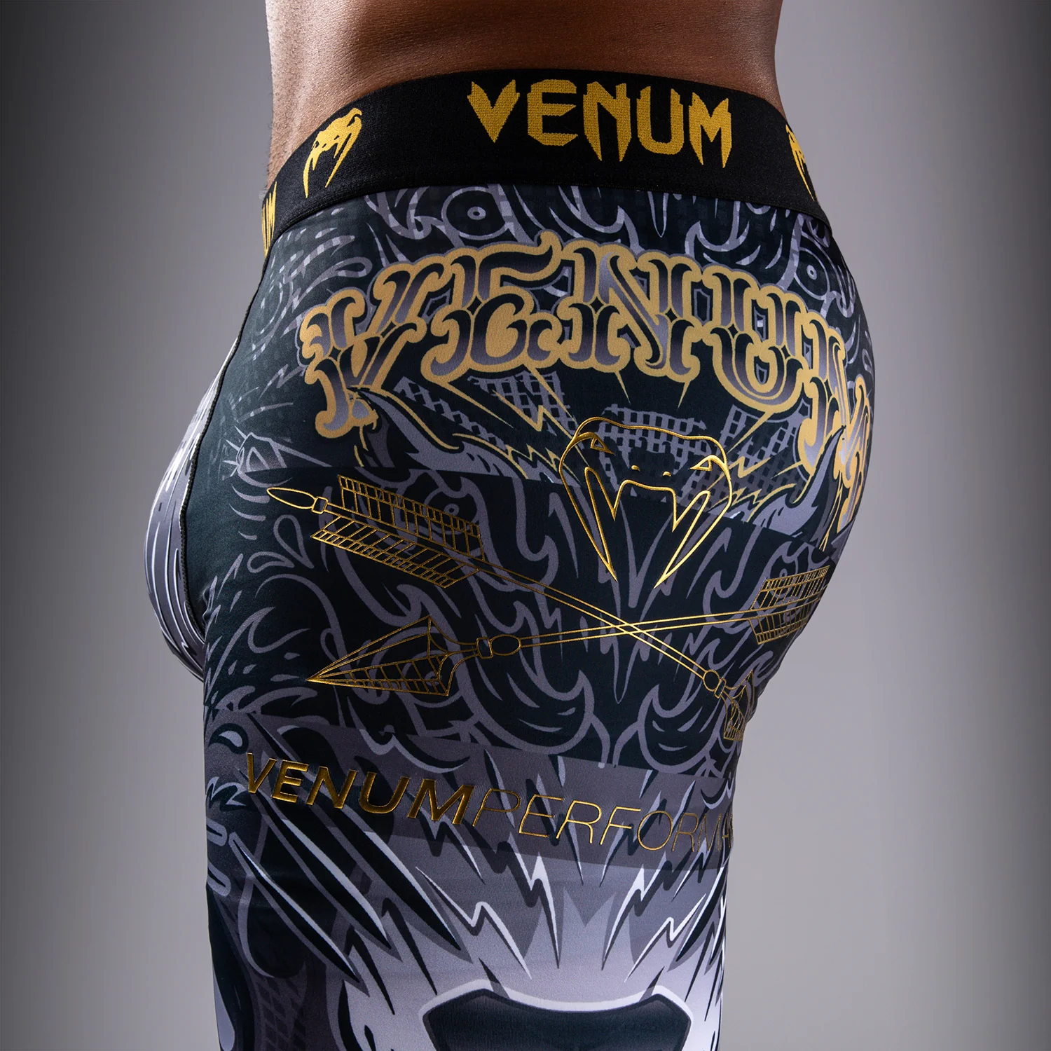 Venum Wolf Atak Spats – Negro/Gris - Image 6
