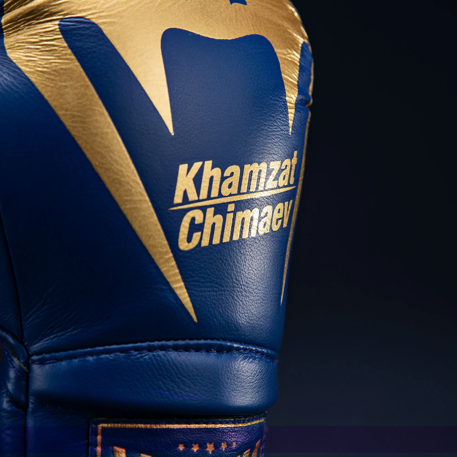 Guantes de boxeo Venum Giant 2.0 Khamzat Chimaev Pro - Azul dorado - Image 5