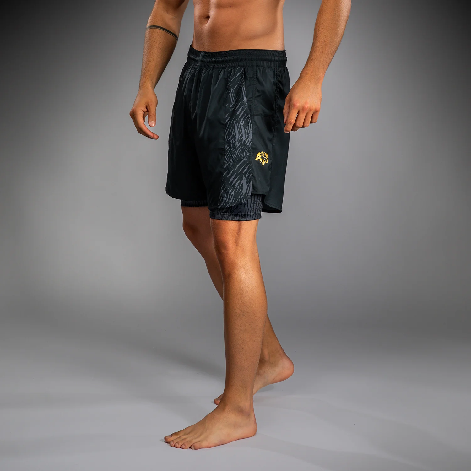 Venum x Chimaev Pantalones Cortos de Entrenamiento - Negro/Gris - Image 3