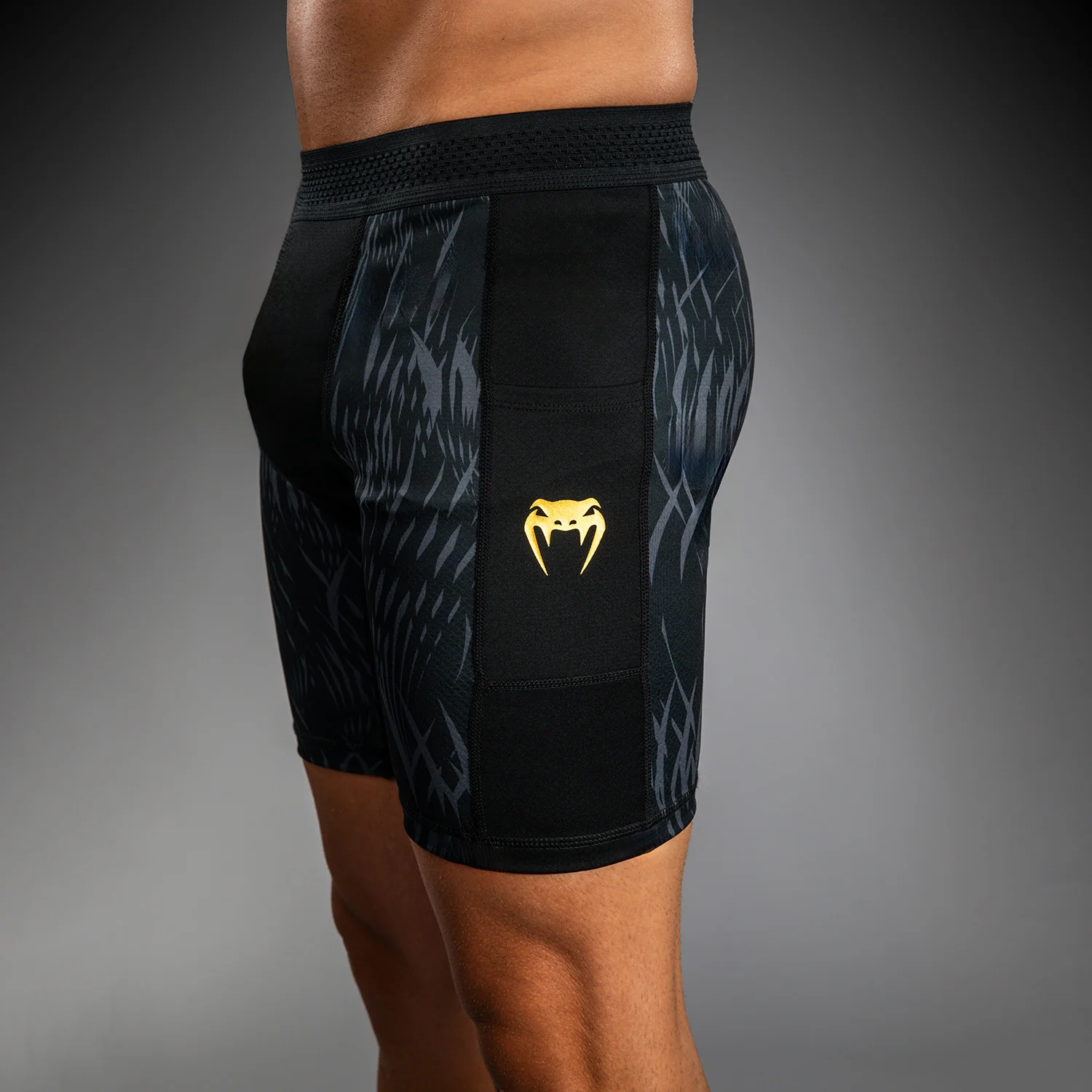 Venum x Chimaev Shorts Vale Tudo - Negro/Gris - Image 6