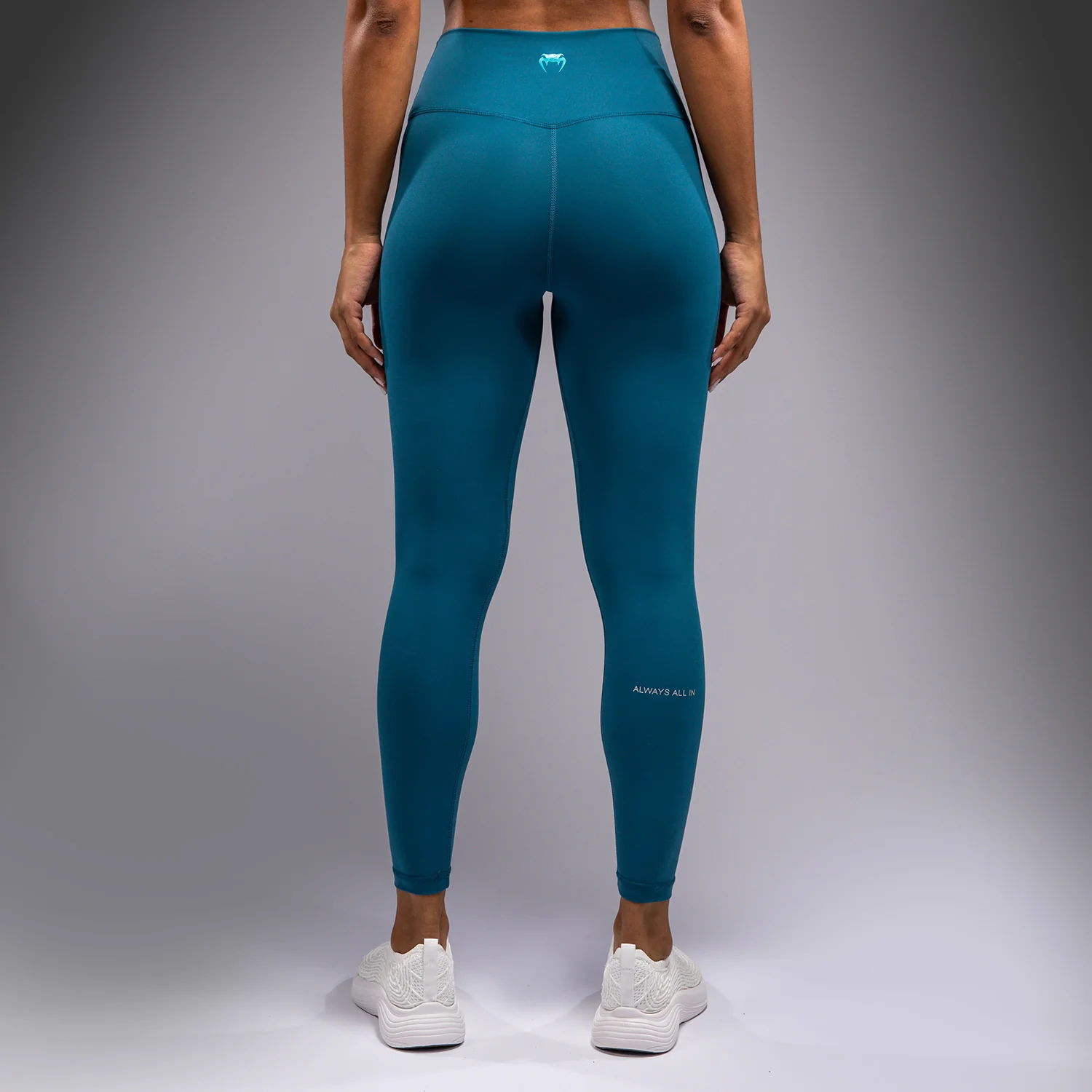Venum x Demi Leggings ⅞ Mujer - Azul Azur - Image 3