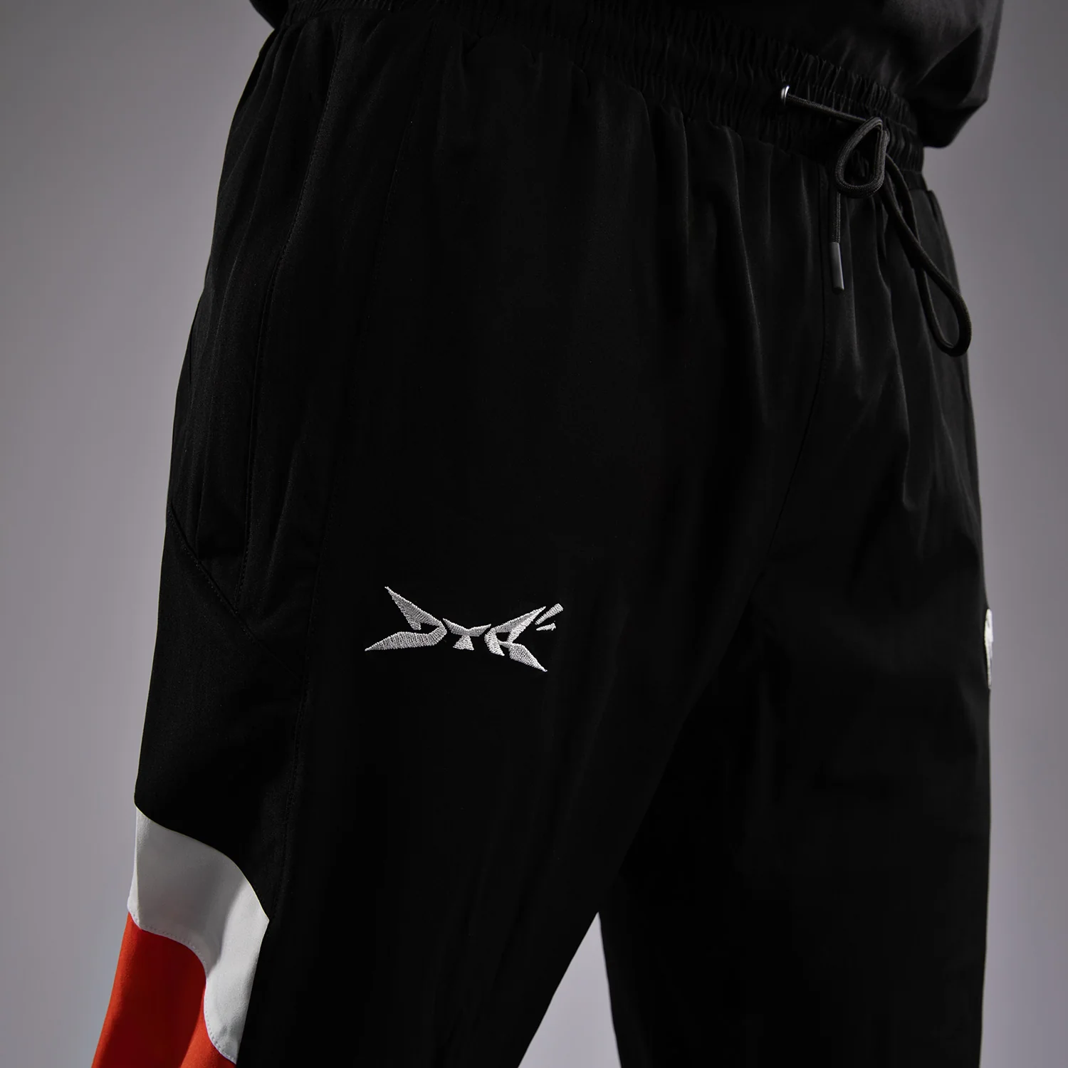 Venum x DTR Fight Attack 90 Pantalones de Chándal - Negro/Naranja - Image 5