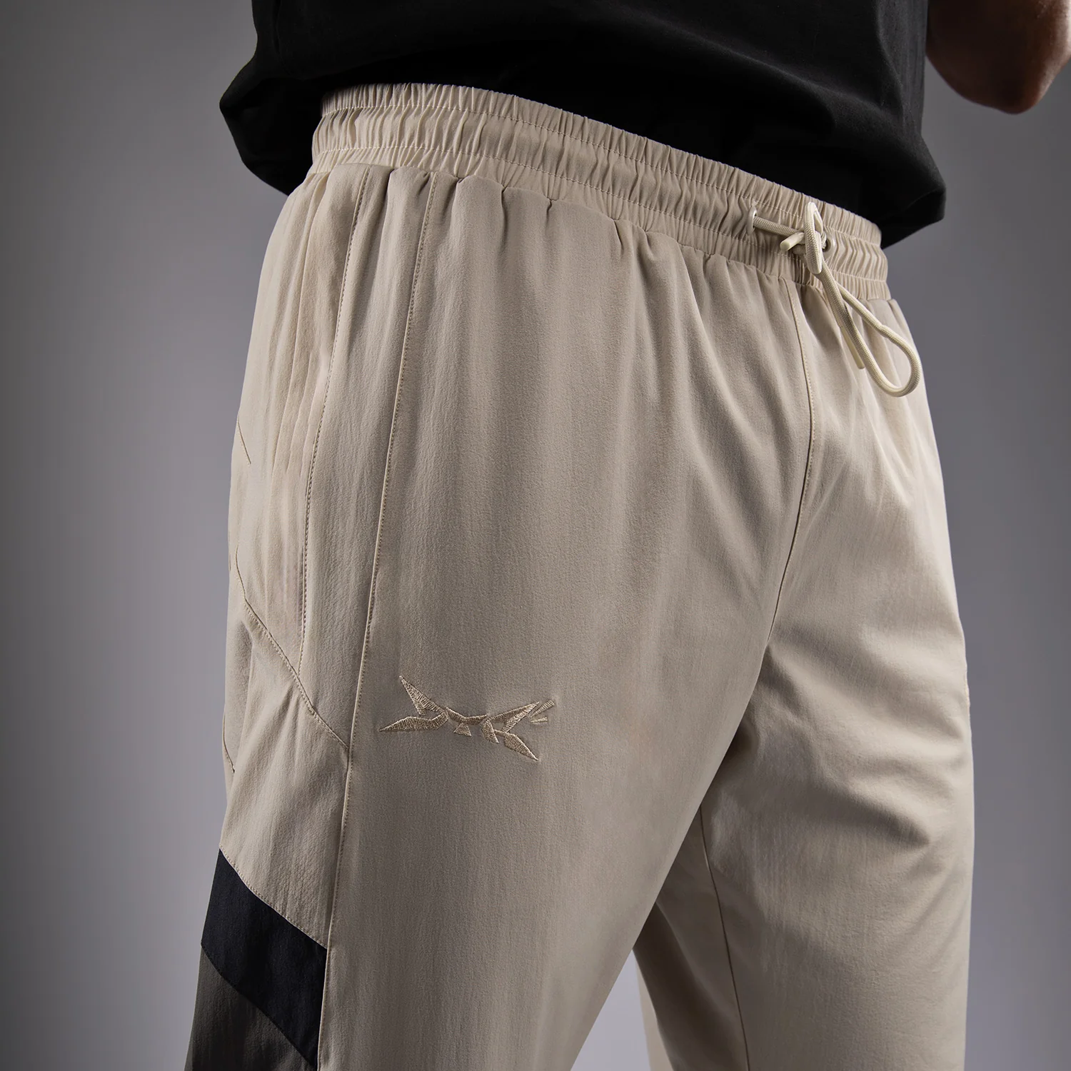 Venum x DTR Fight Attack 90 Pantalones de Chándal - Off-White - Image 6