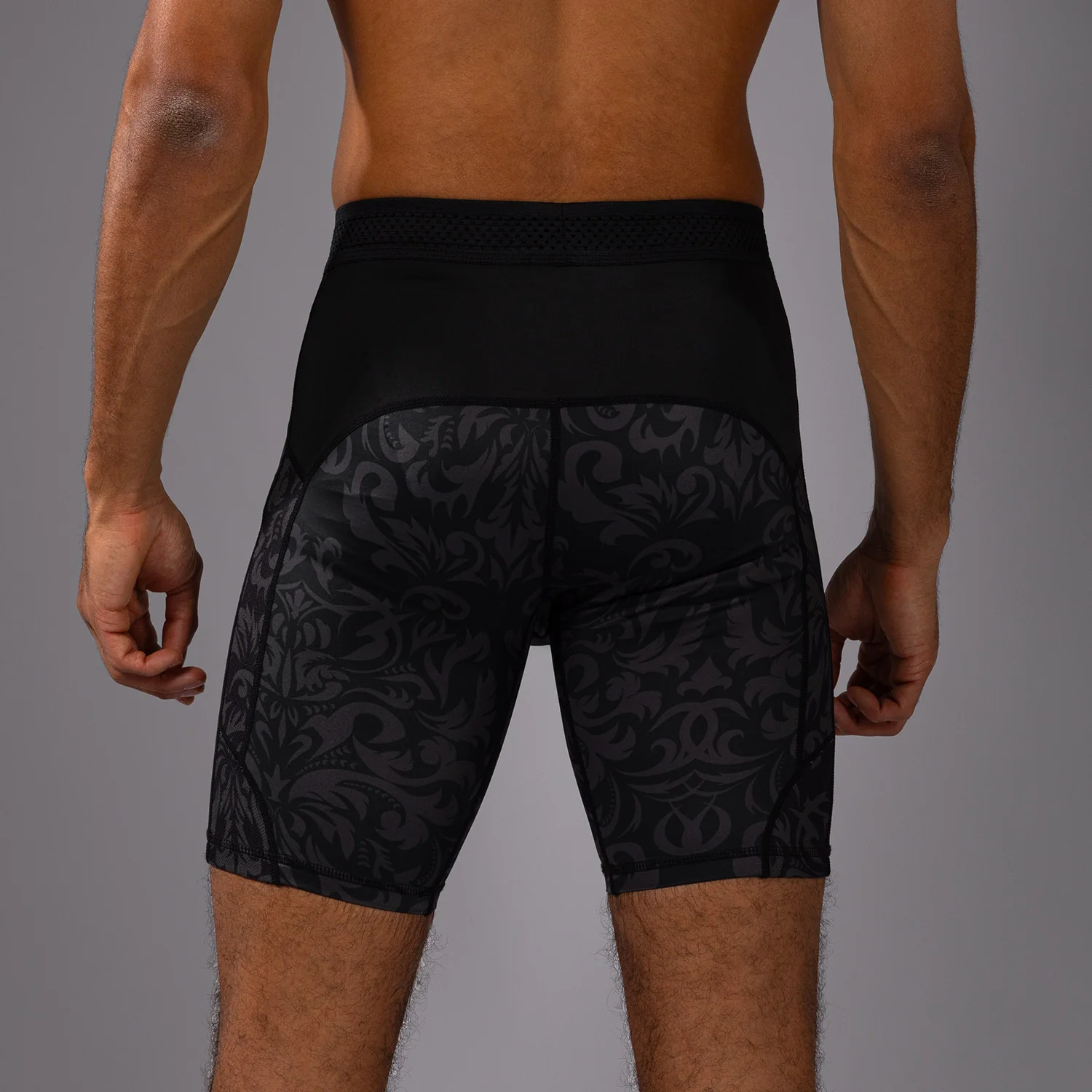 Venum x Topuria Unmatched Edition Pantalones Vale Tudo - Negro/Dorado - Image 6