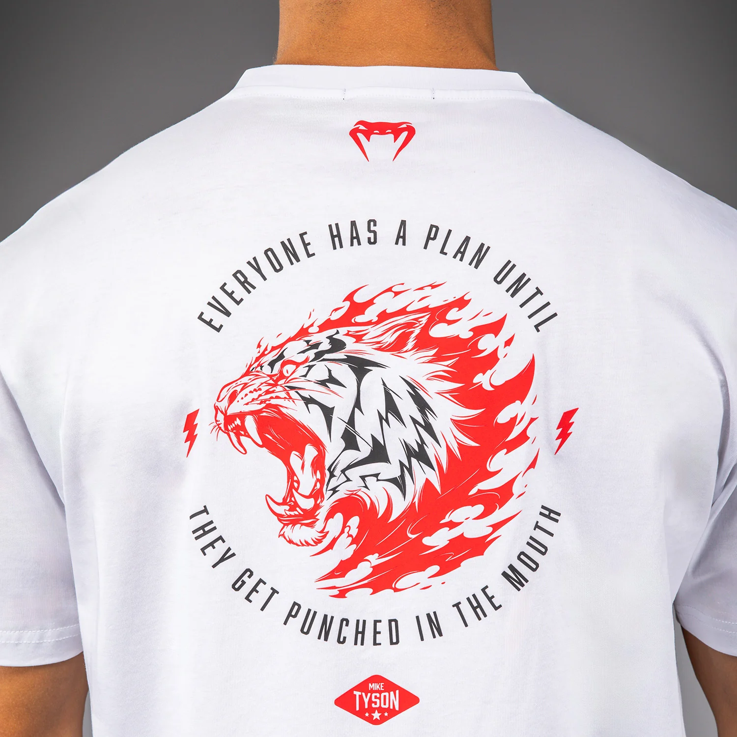 Venum x Mike Tyson Tiger Camiseta - Blanco Óptico - Image 7
